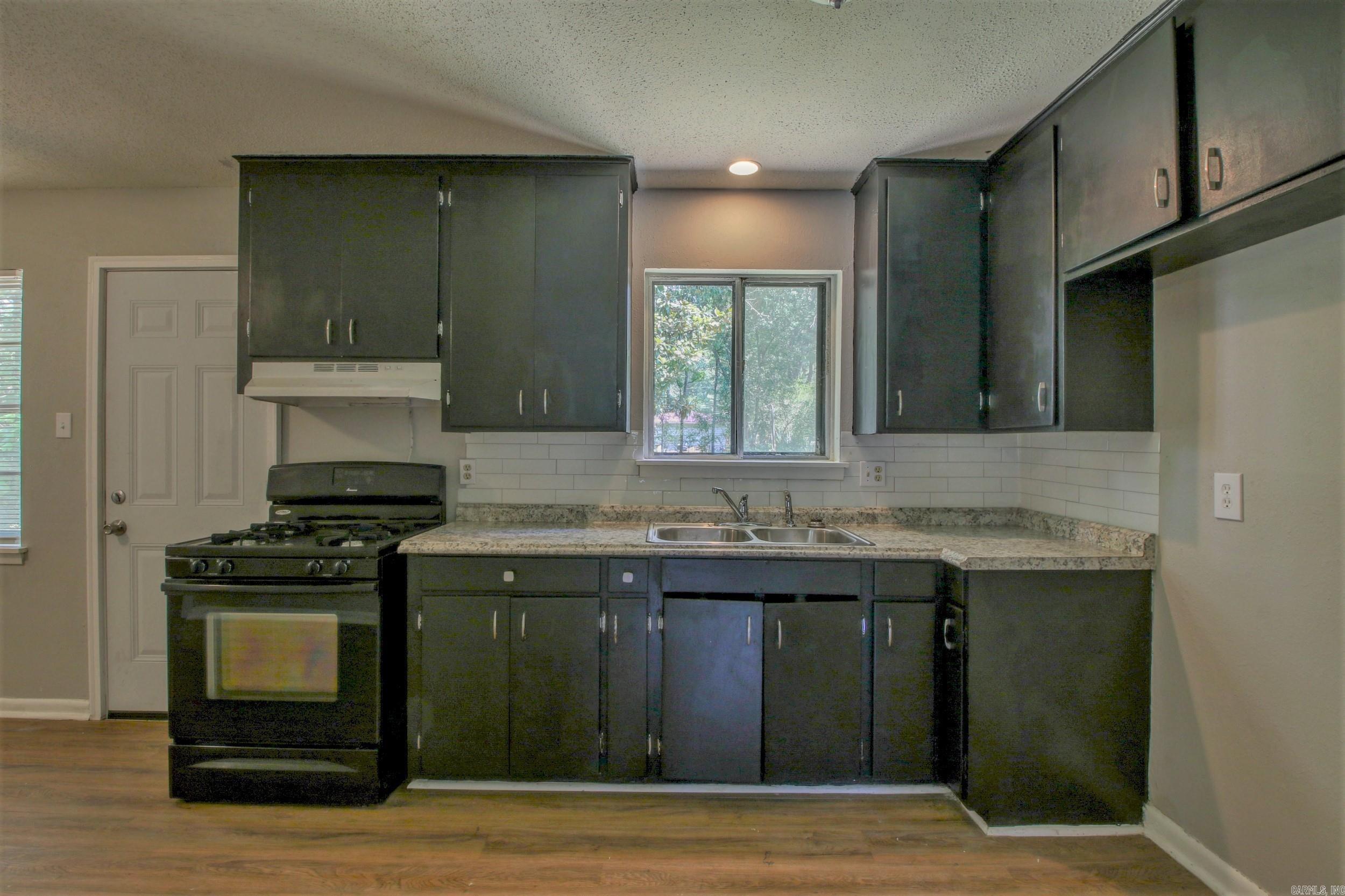 7326 Milford Drive Property Photo 7