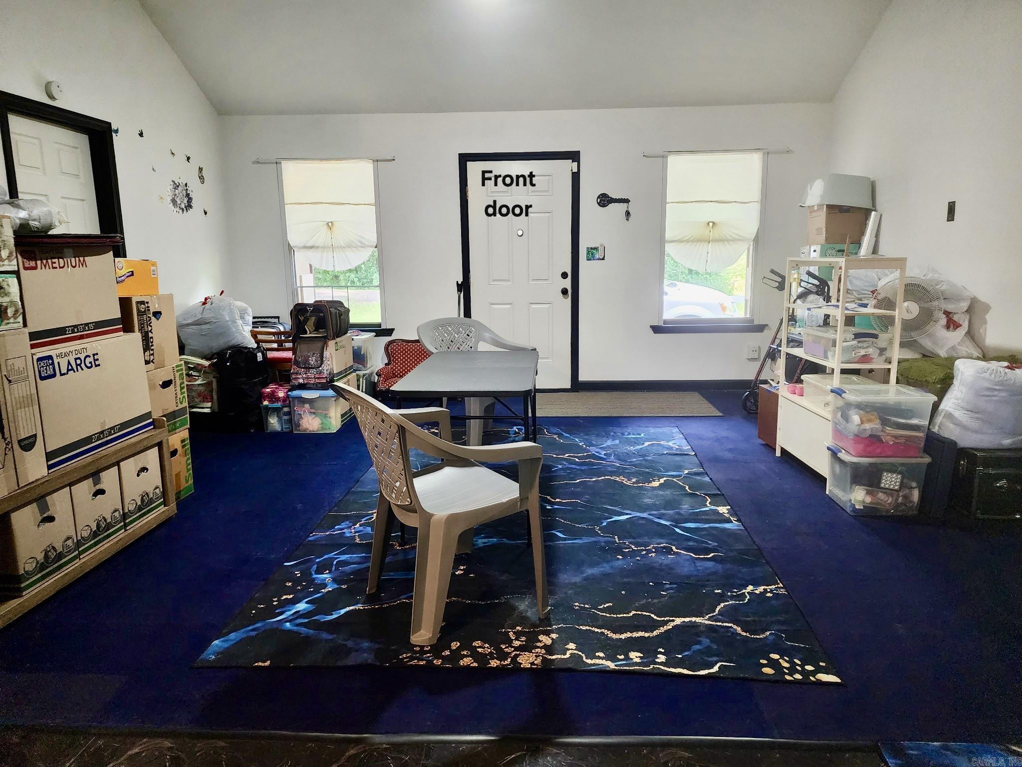 405 W Valley Street Property Photo 2