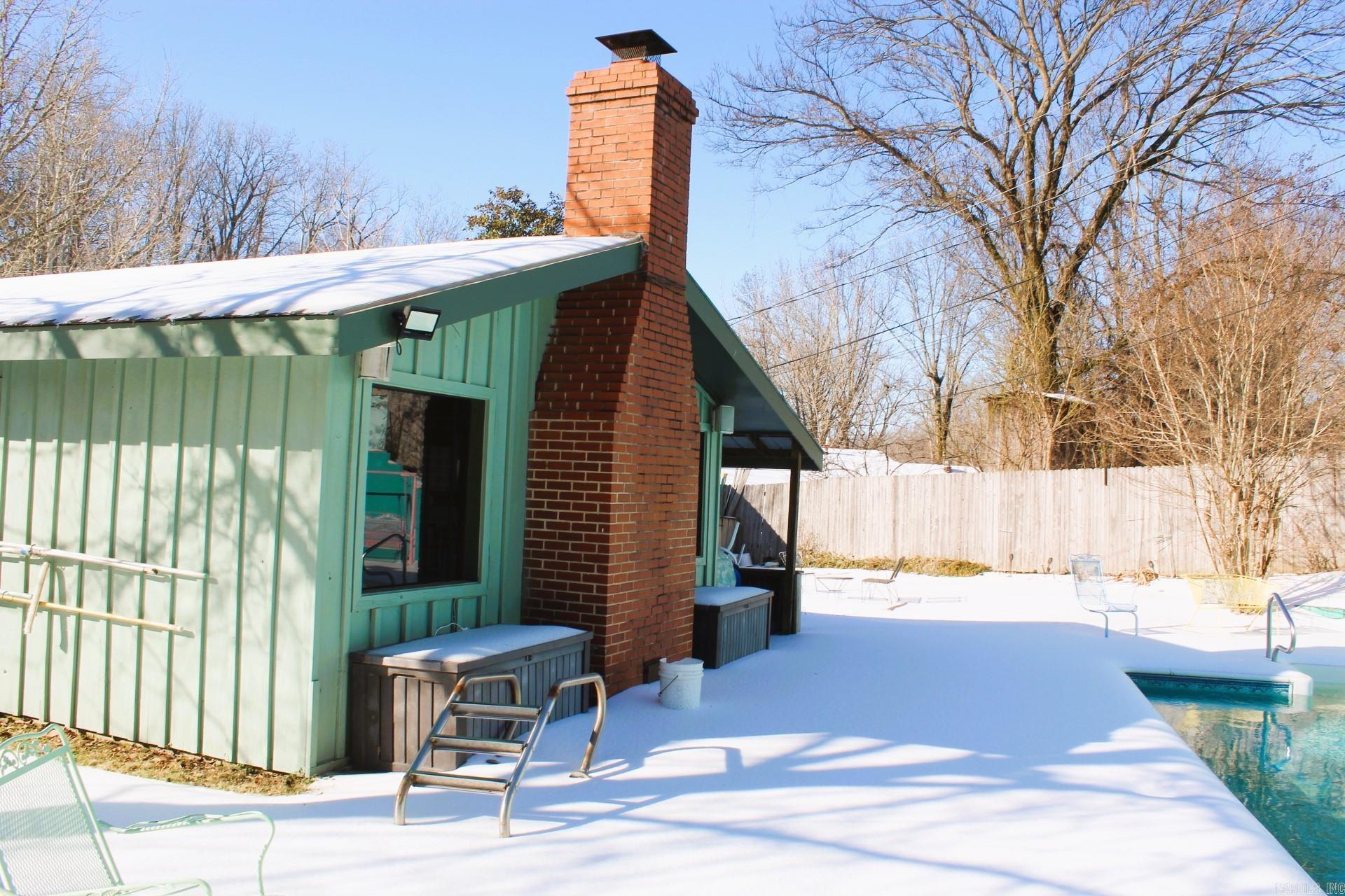 124 Valley Drive Property Photo 4