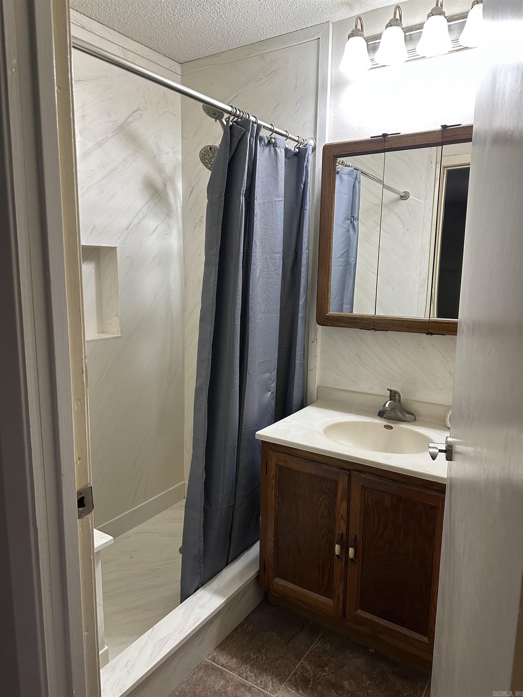 124 Valley Drive Property Photo 12