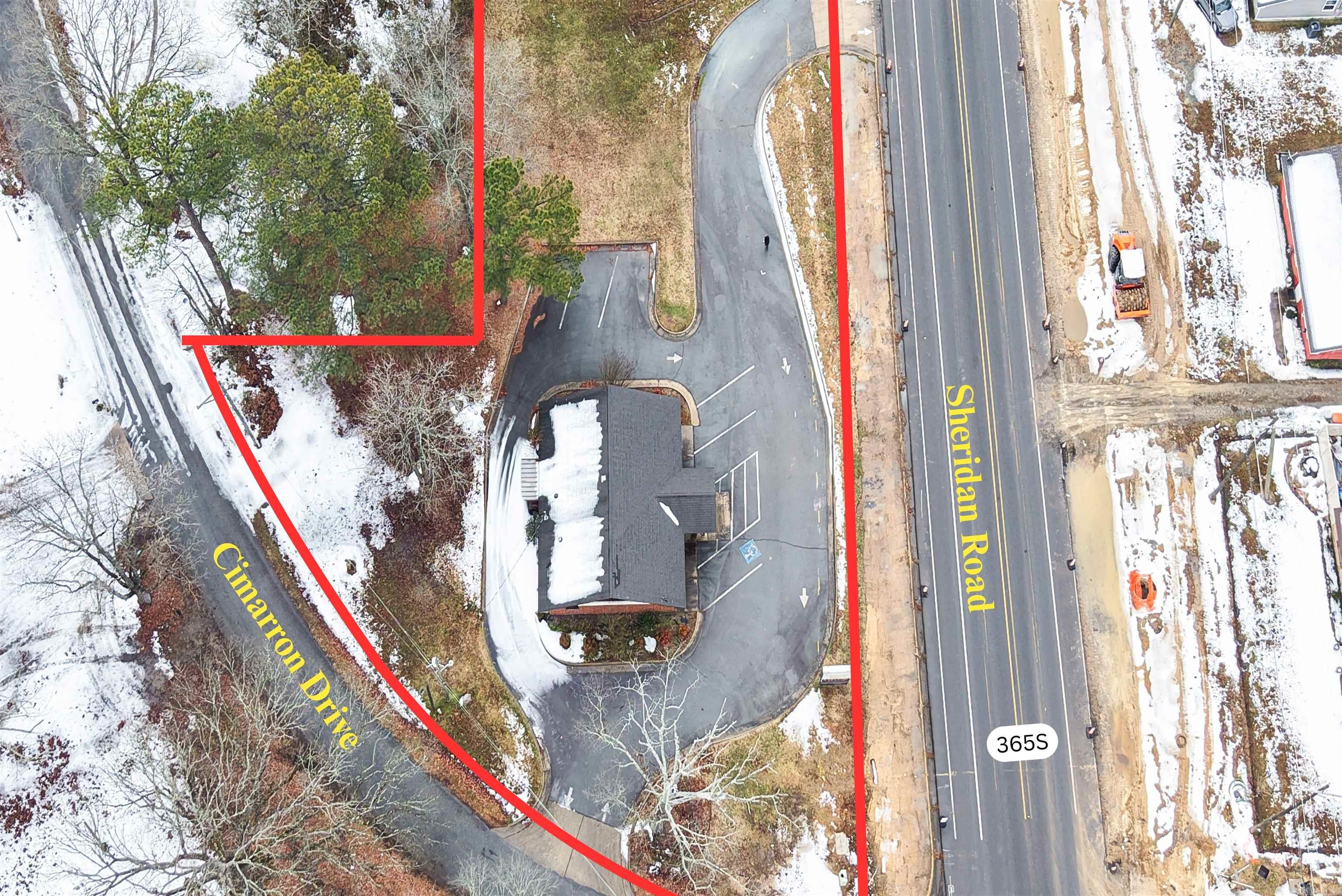 6531 Sheridan Road Property Photo 4