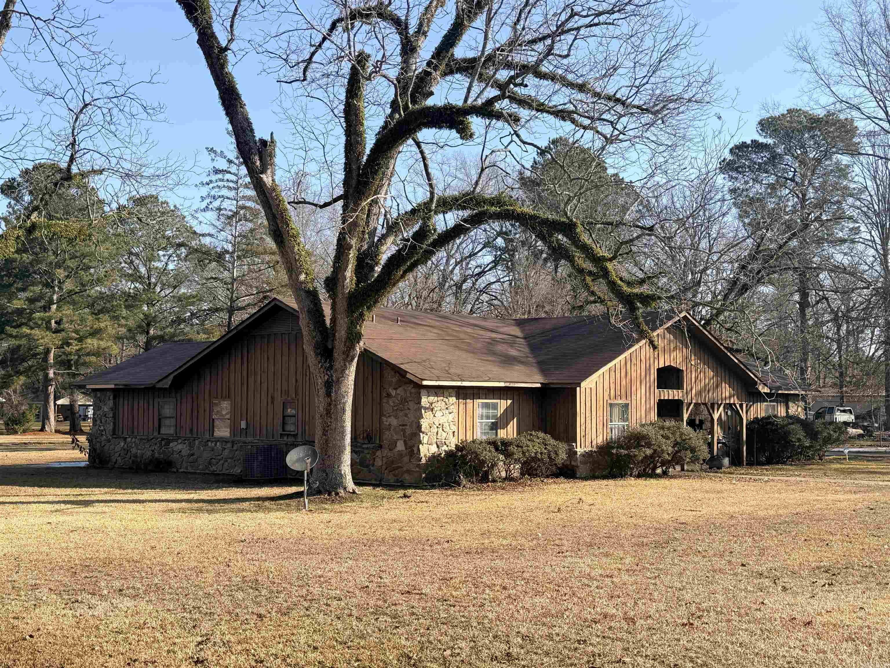1492 Highway 52 Property Photo 2