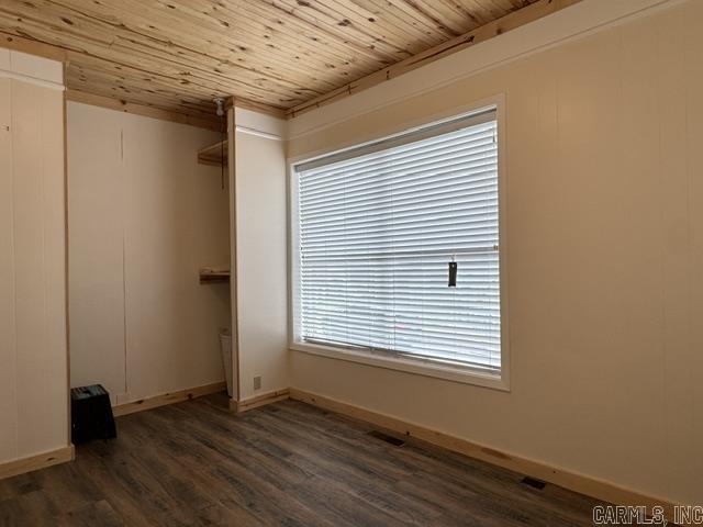 215 E Broadway Property Photo 13