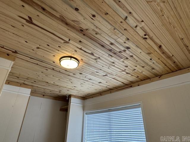215 E Broadway Property Photo 14