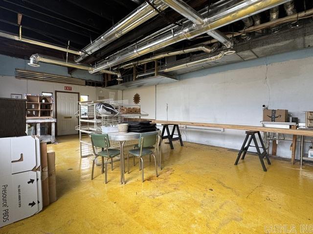 215 E Broadway Property Photo 20