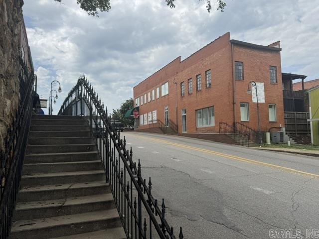 215 E Broadway Property Photo 26