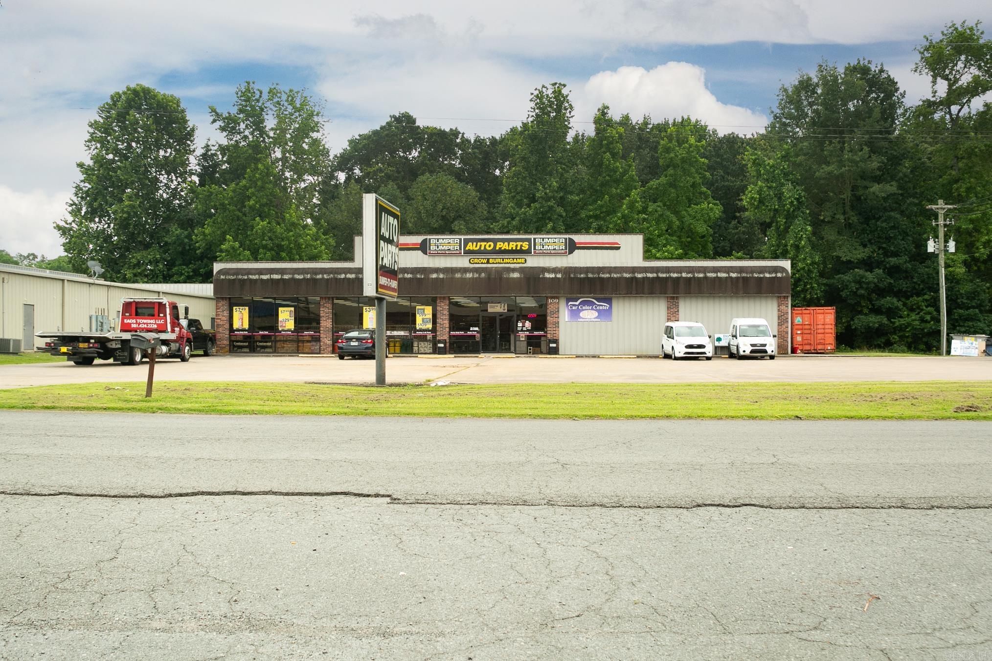 109 Plaza Boulevard Property Photo 3