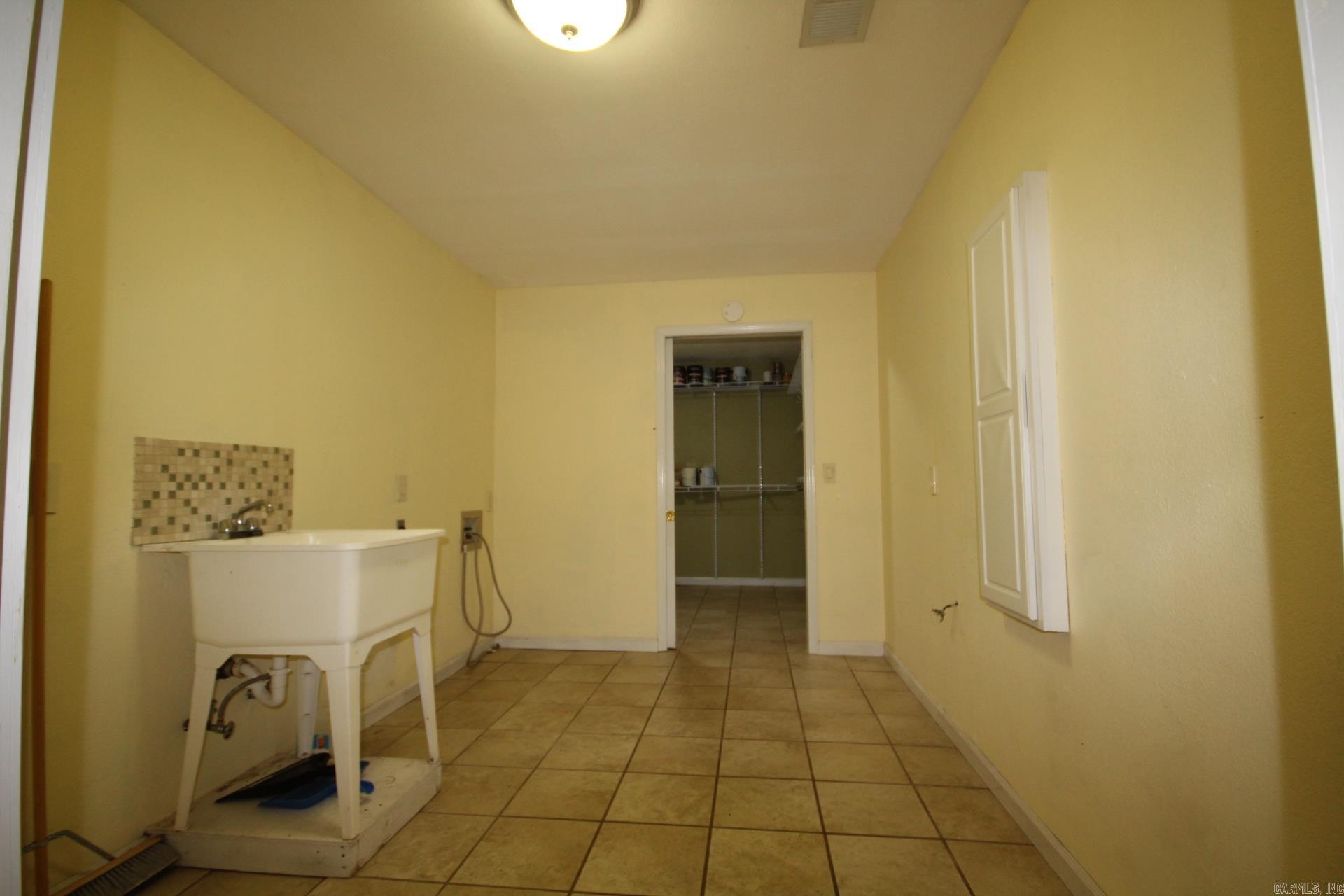 1276 E Hwy. 84 Property Photo 21