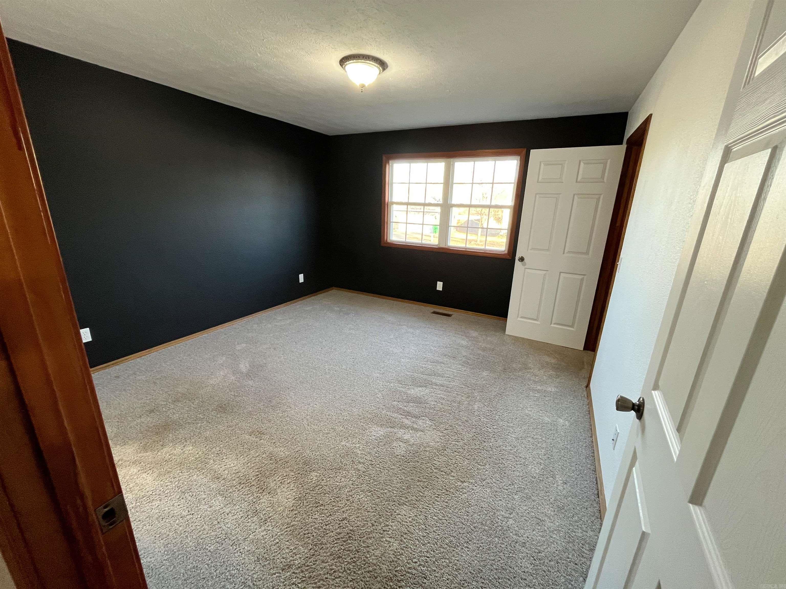 414 Regina Avenue Property Photo 20