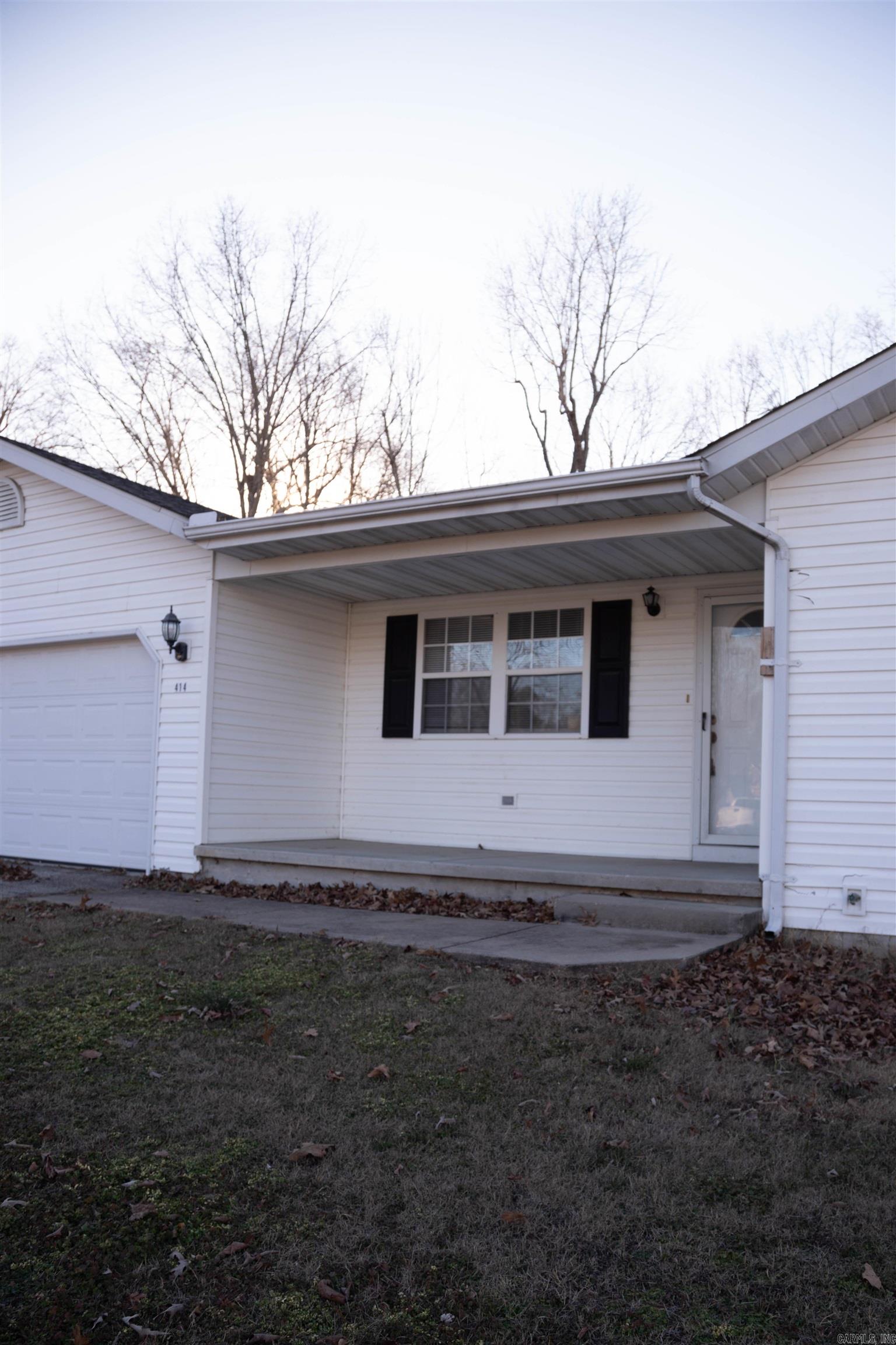 414 Regina Avenue Property Photo 31