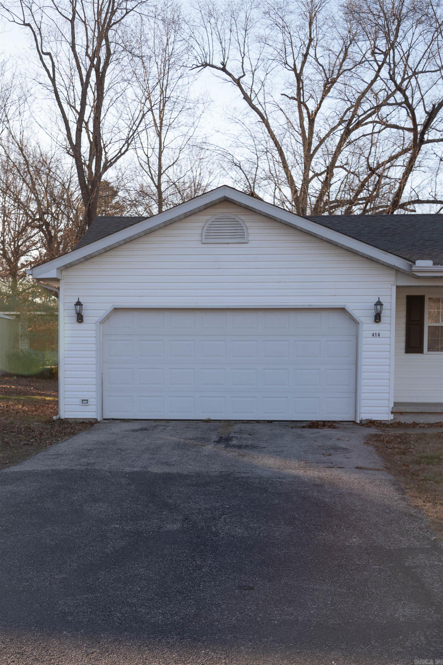 414 Regina Avenue Property Photo 40