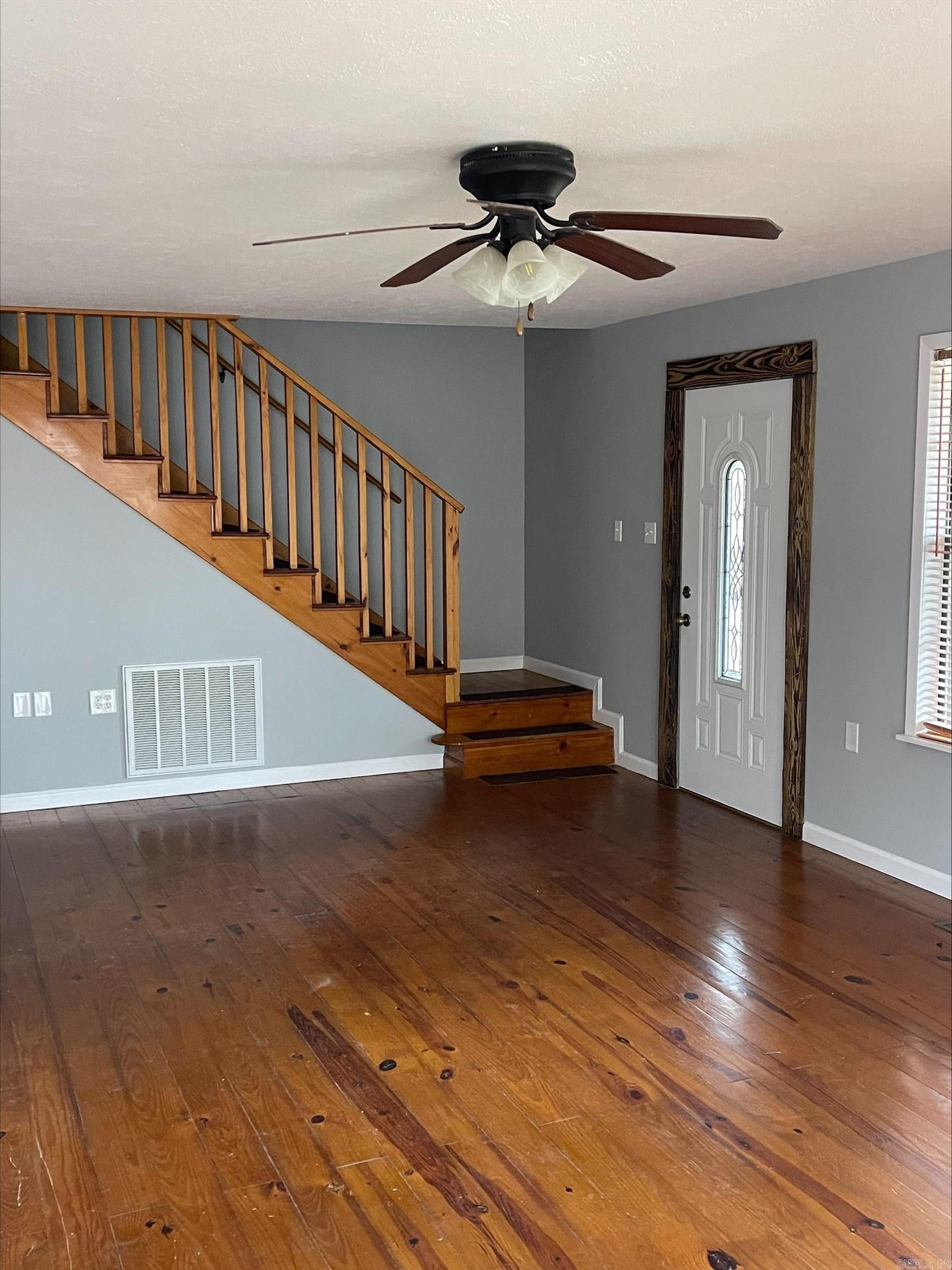 1341 Highway 367 Property Photo 5