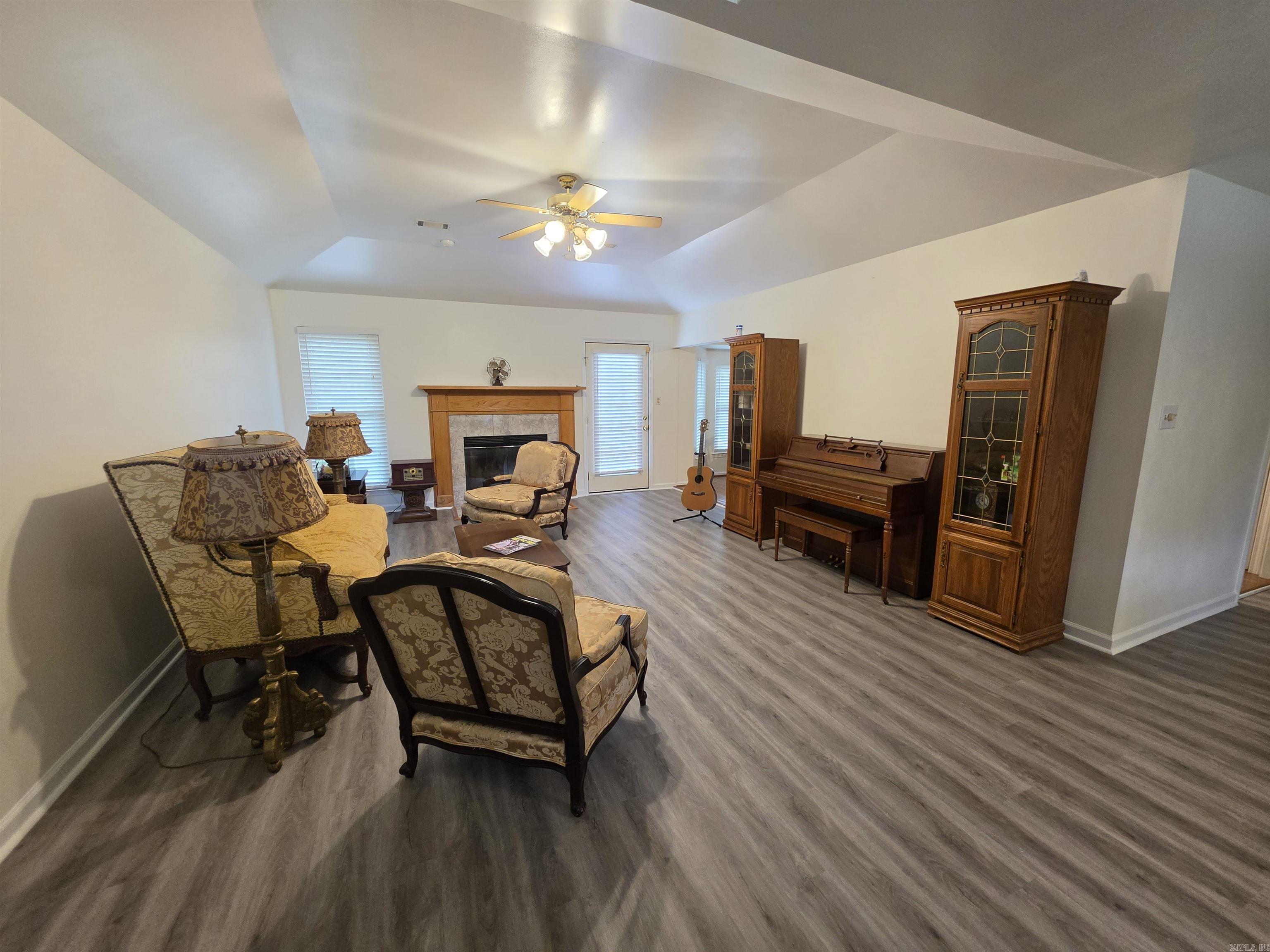 31 Turquoise Drive Property Photo 2