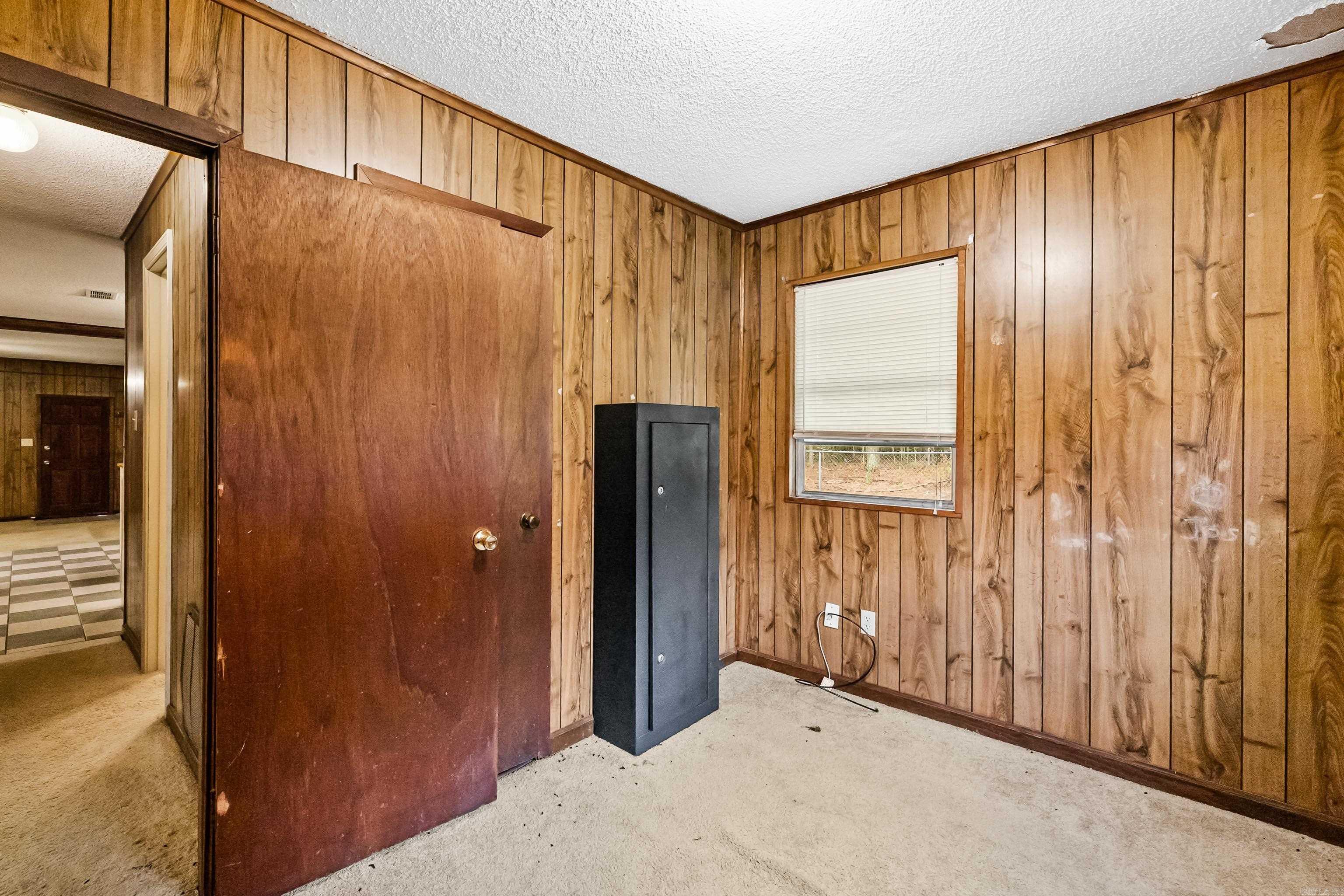 100 White Hall Road Property Photo 11