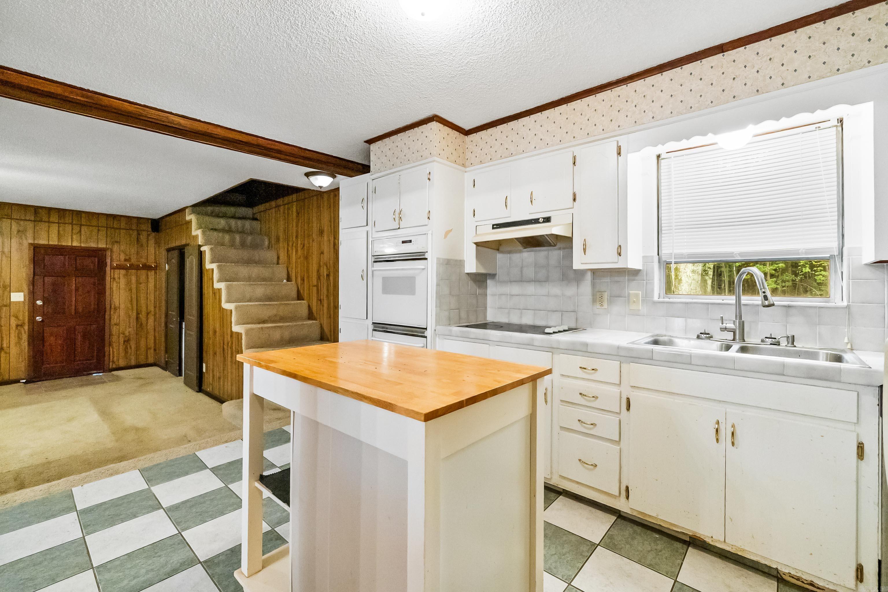 100 White Hall Road Property Photo 17