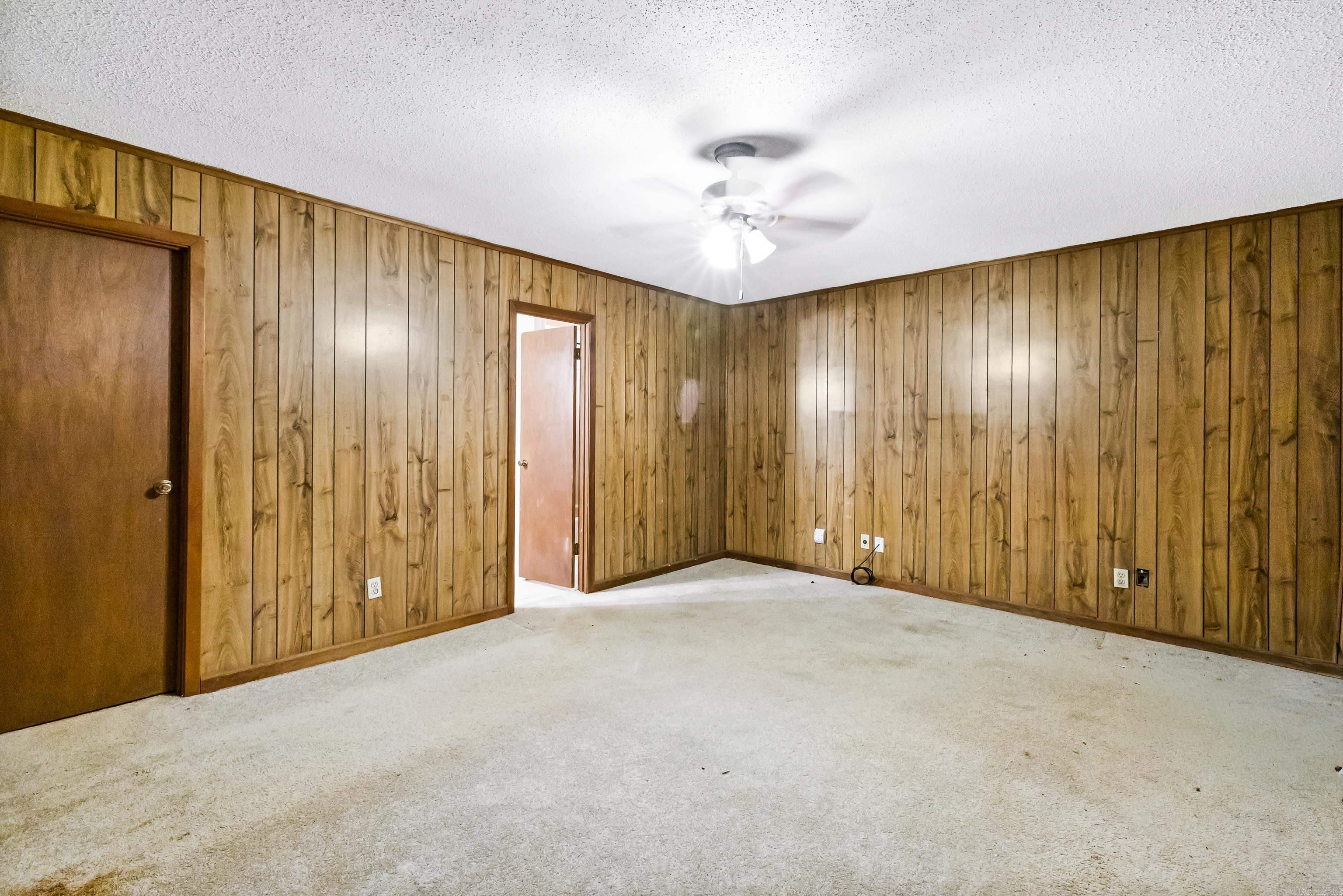 100 White Hall Road Property Photo 27