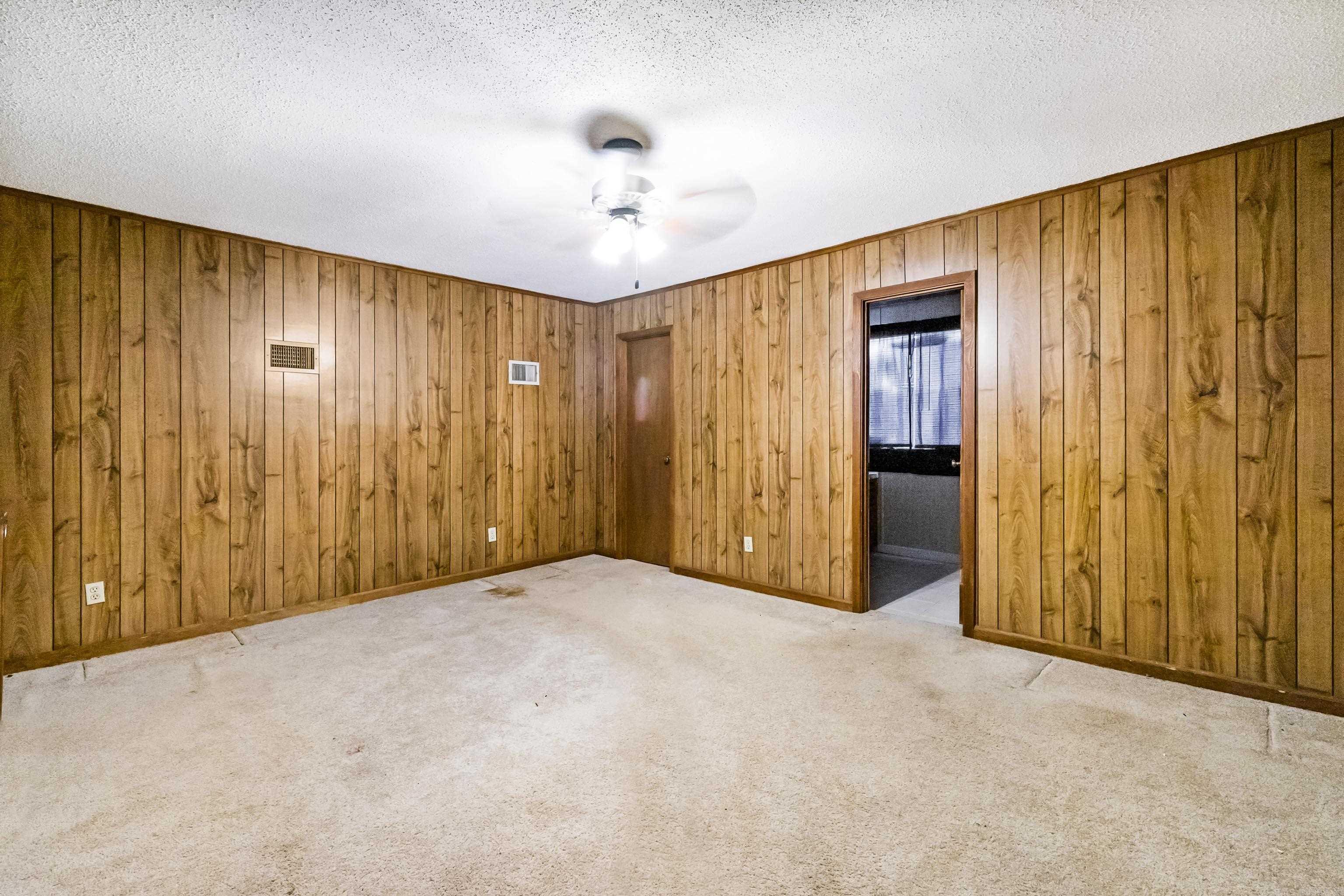 100 White Hall Road Property Photo 31