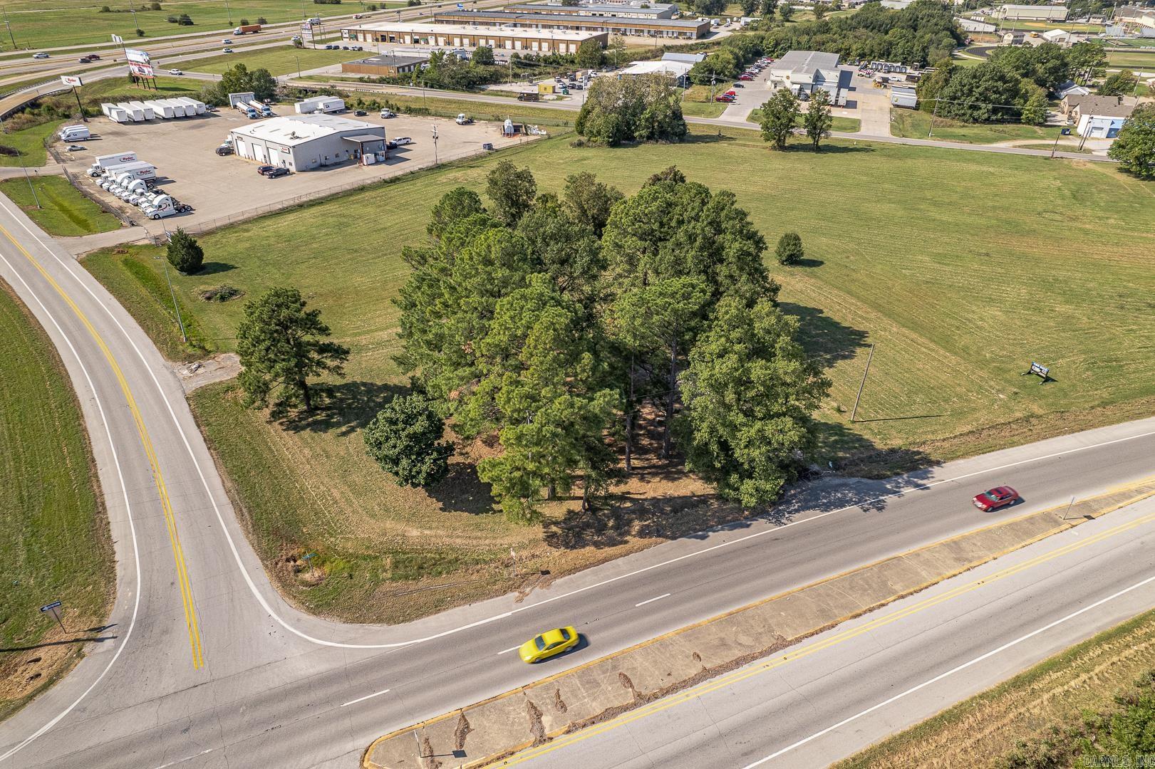 5441 E Nettleton Avenue Property Photo 2