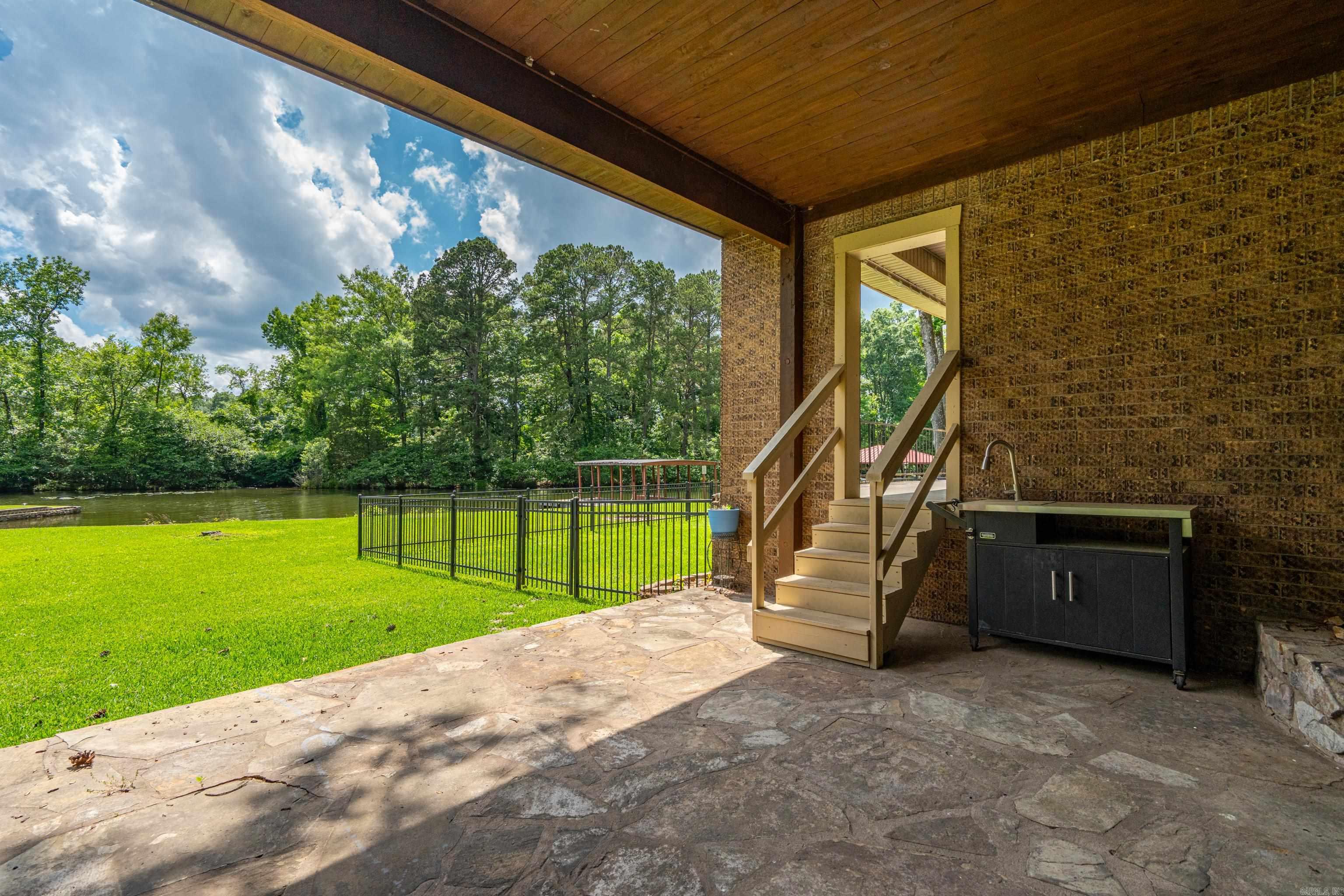563 Kirschwood Dr Drive Property Photo 33