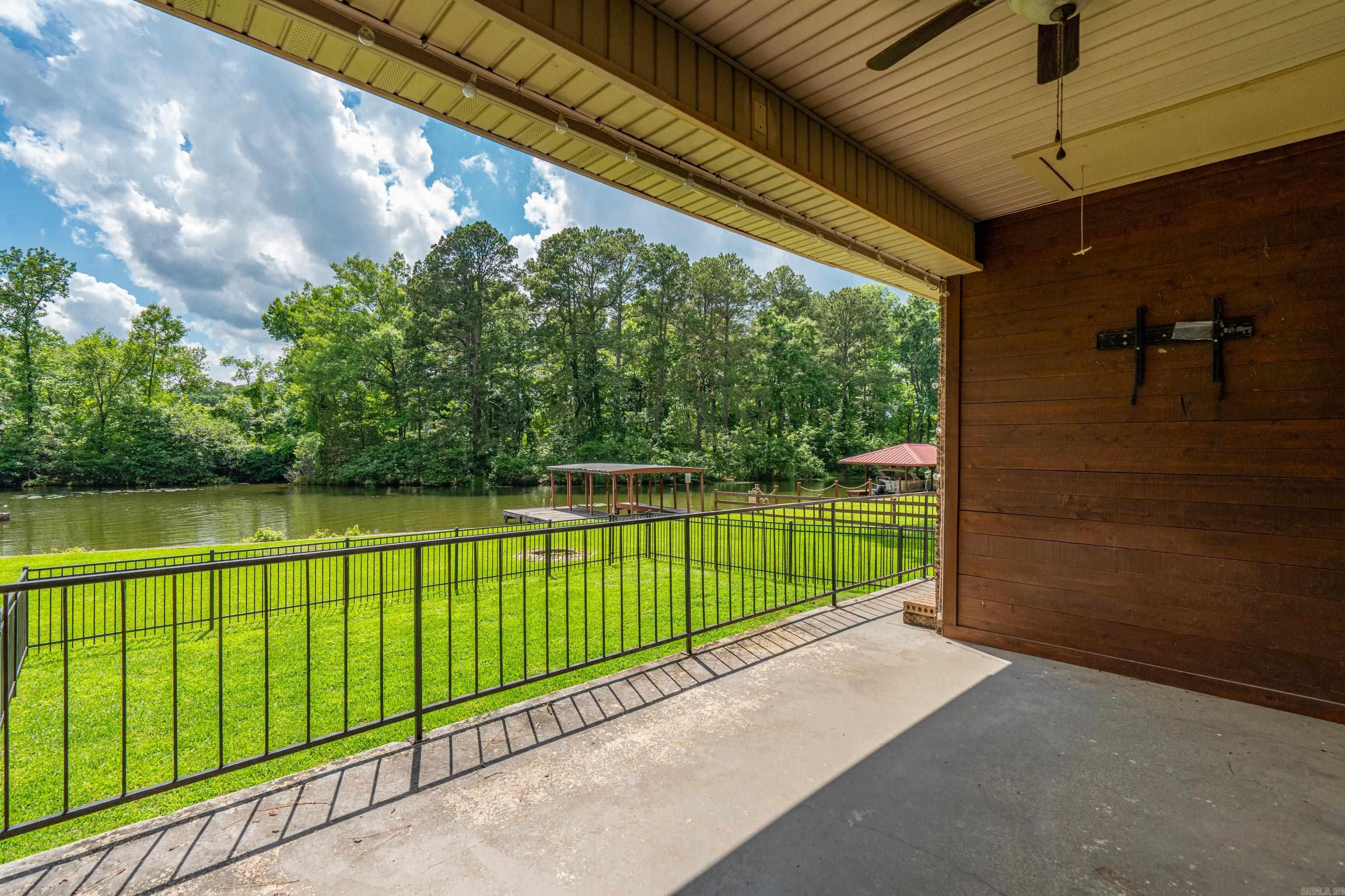 563 Kirschwood Dr Drive Property Photo 35