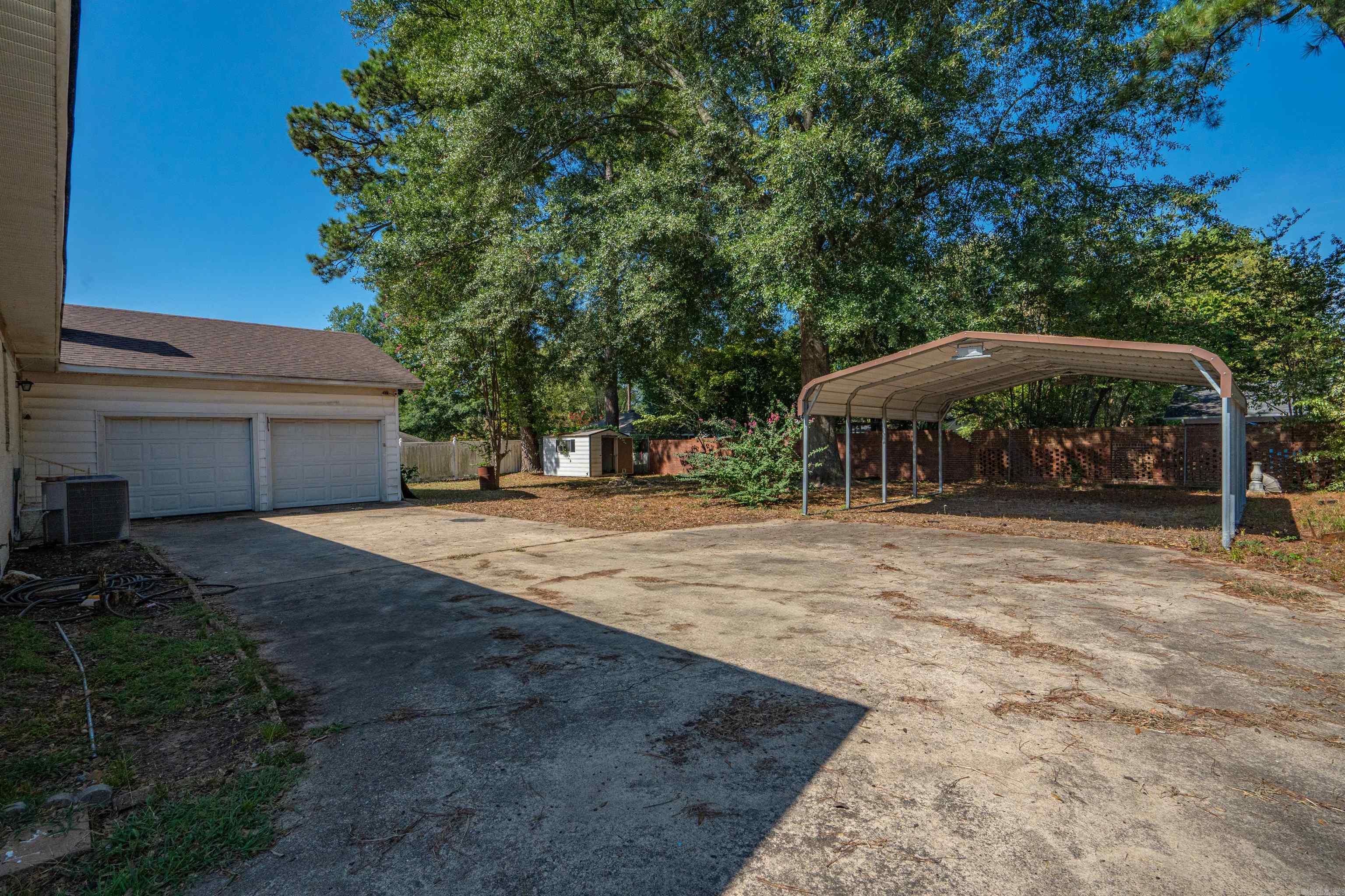1638 Circle Drive Property Photo 5