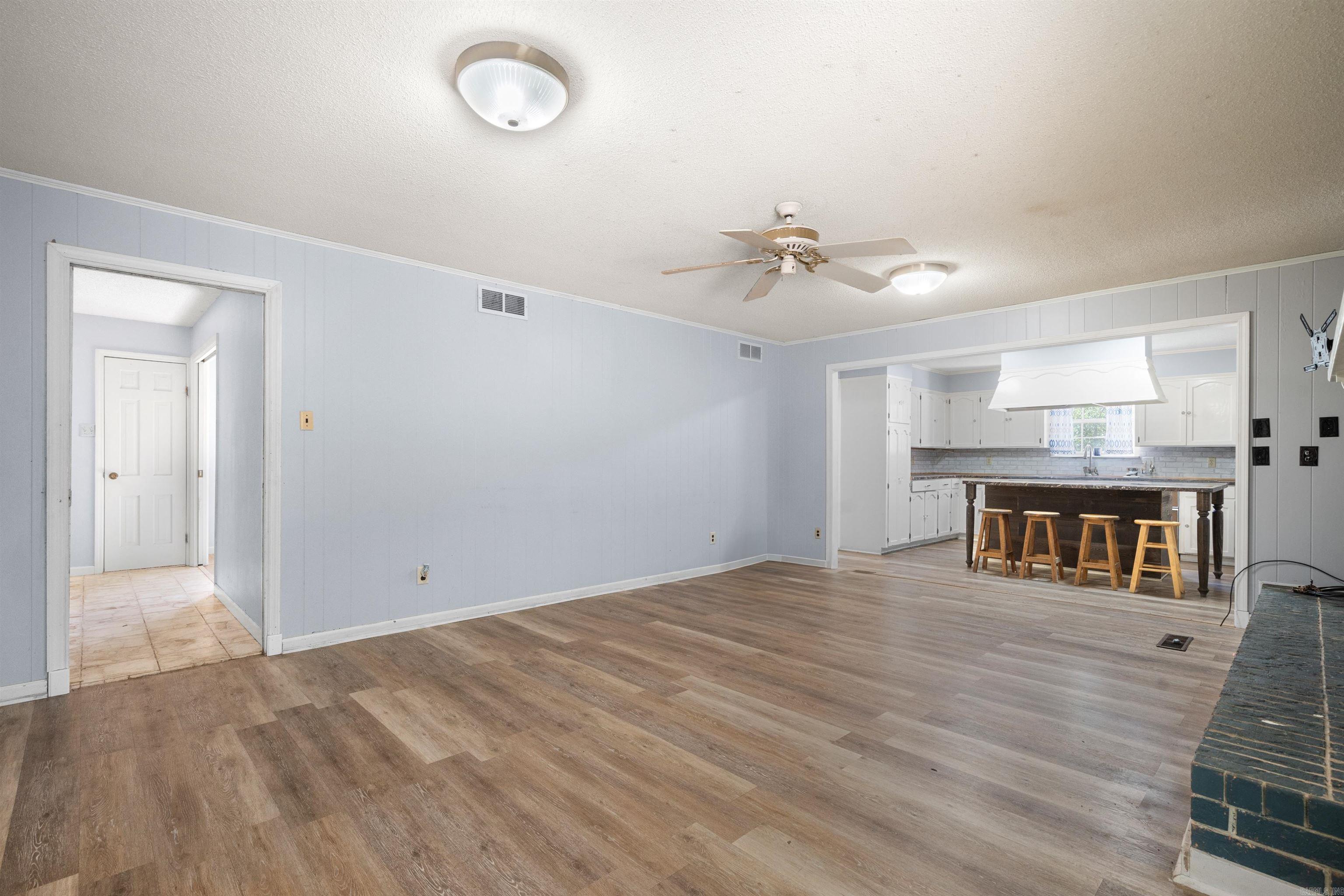 1638 Circle Drive Property Photo 9