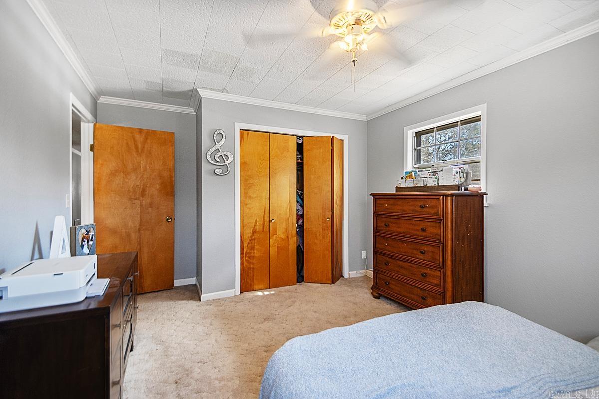 108 E 5th Avenue Property Photo 19