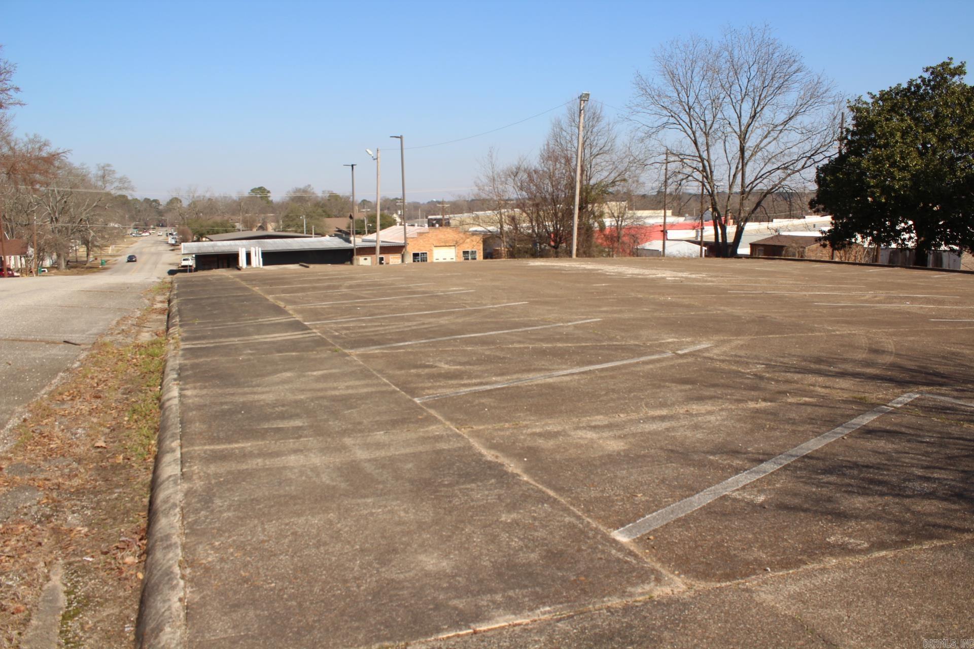 103 N Main Street Property Photo 5