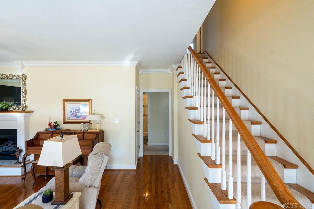608 River Oaks Boulevard Property Photo 3