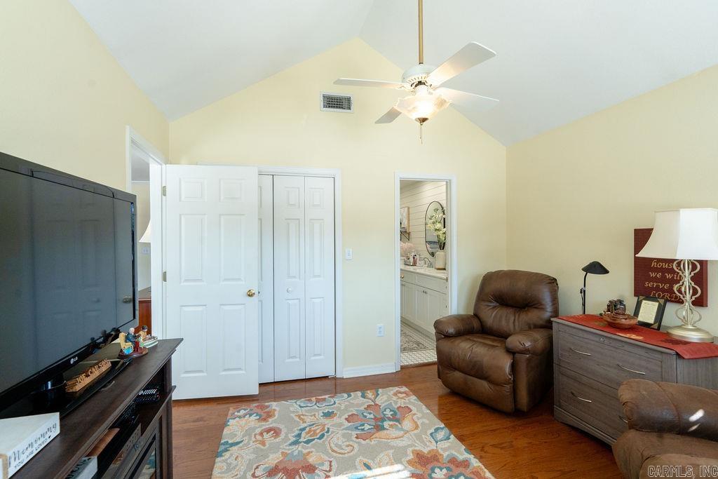 608 River Oaks Boulevard Property Photo 29