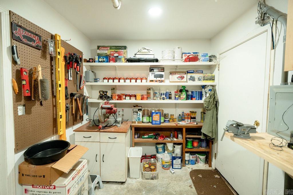 608 River Oaks Boulevard Property Photo 43