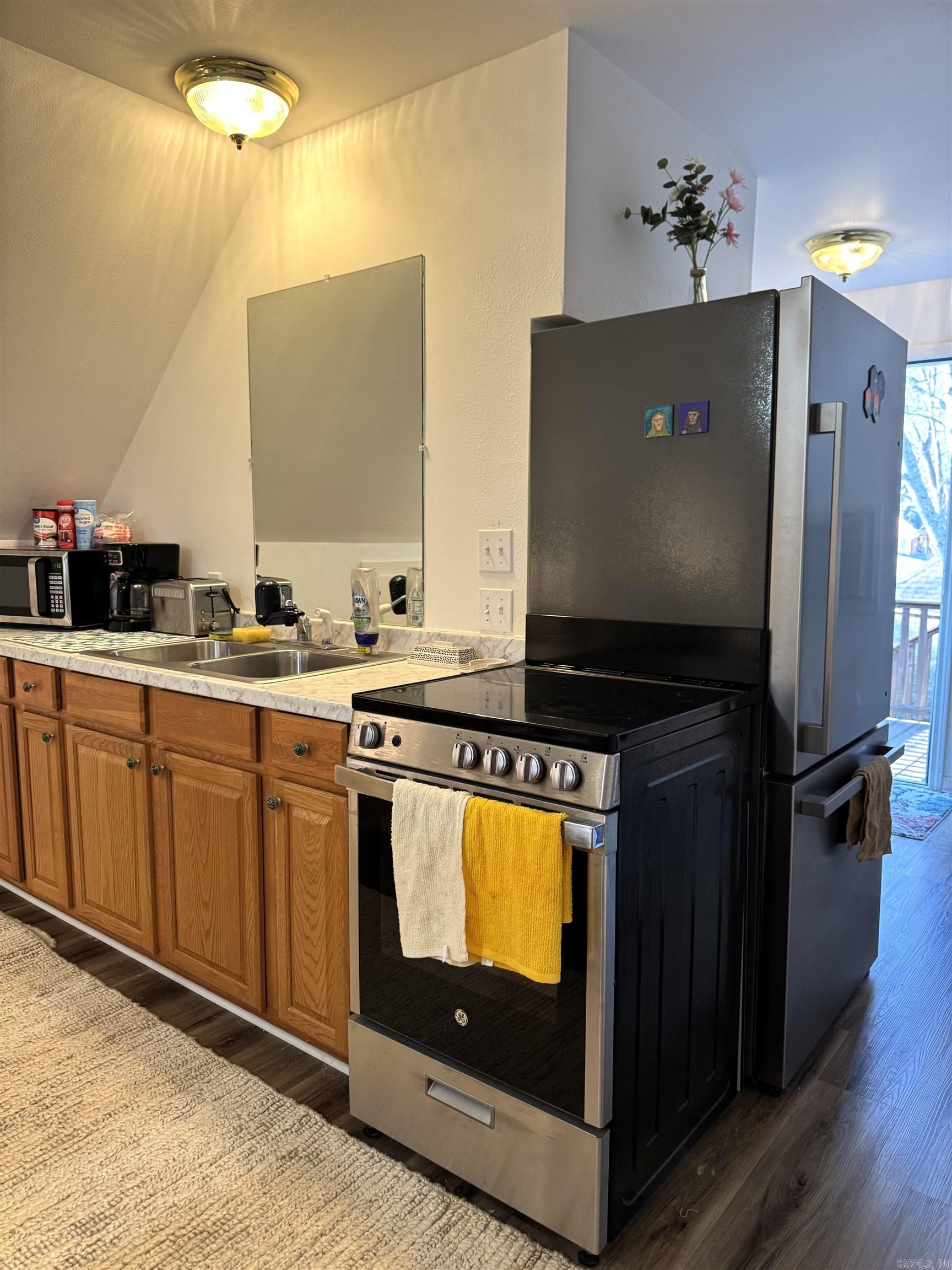608 River Oaks Boulevard Property Photo 48