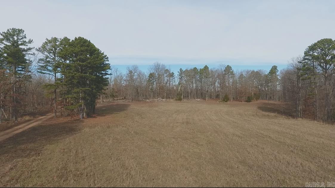 000 Private Road 422-17 Property Photo 5