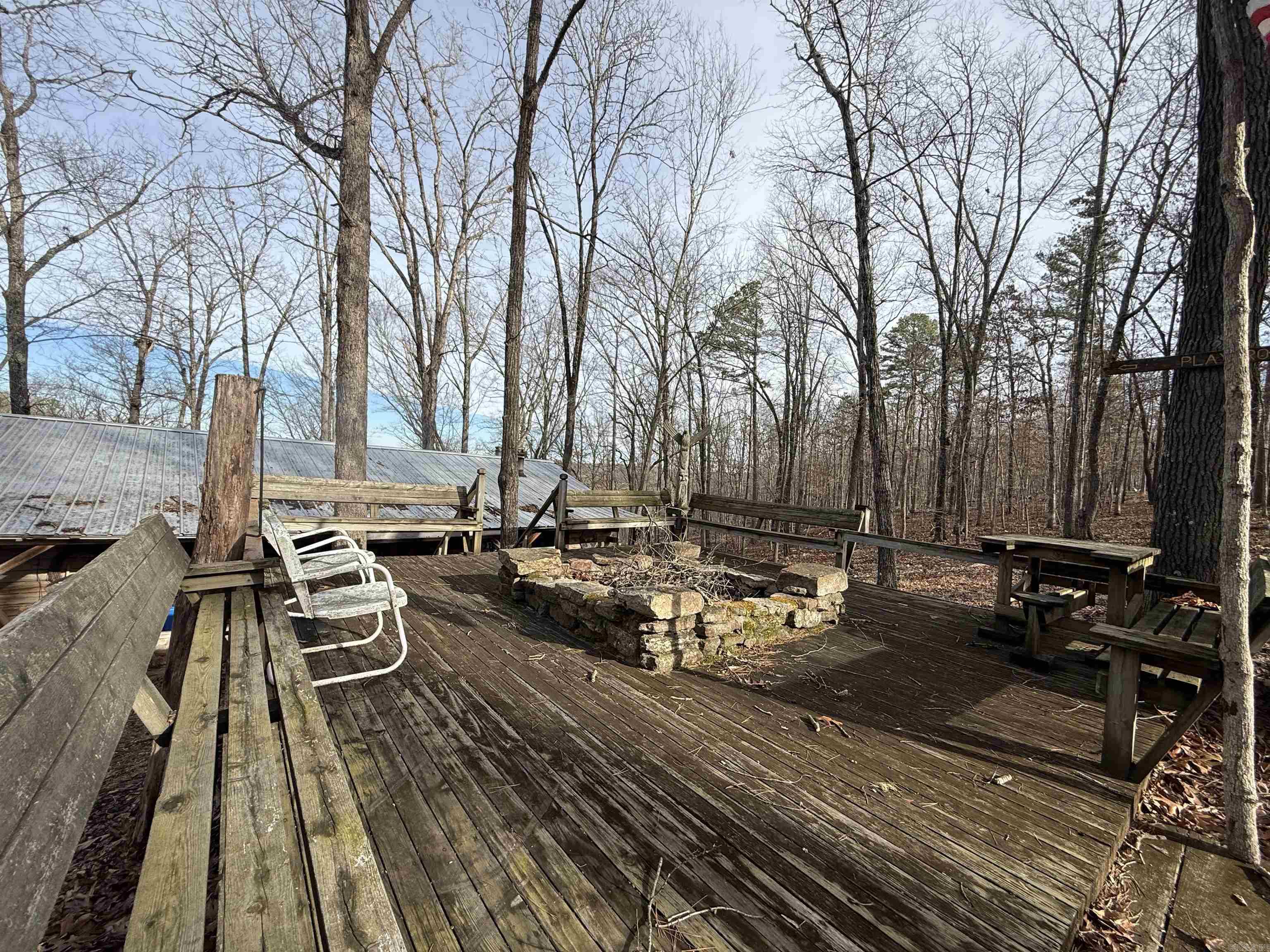 000 Private Road 422-17 Property Photo 19