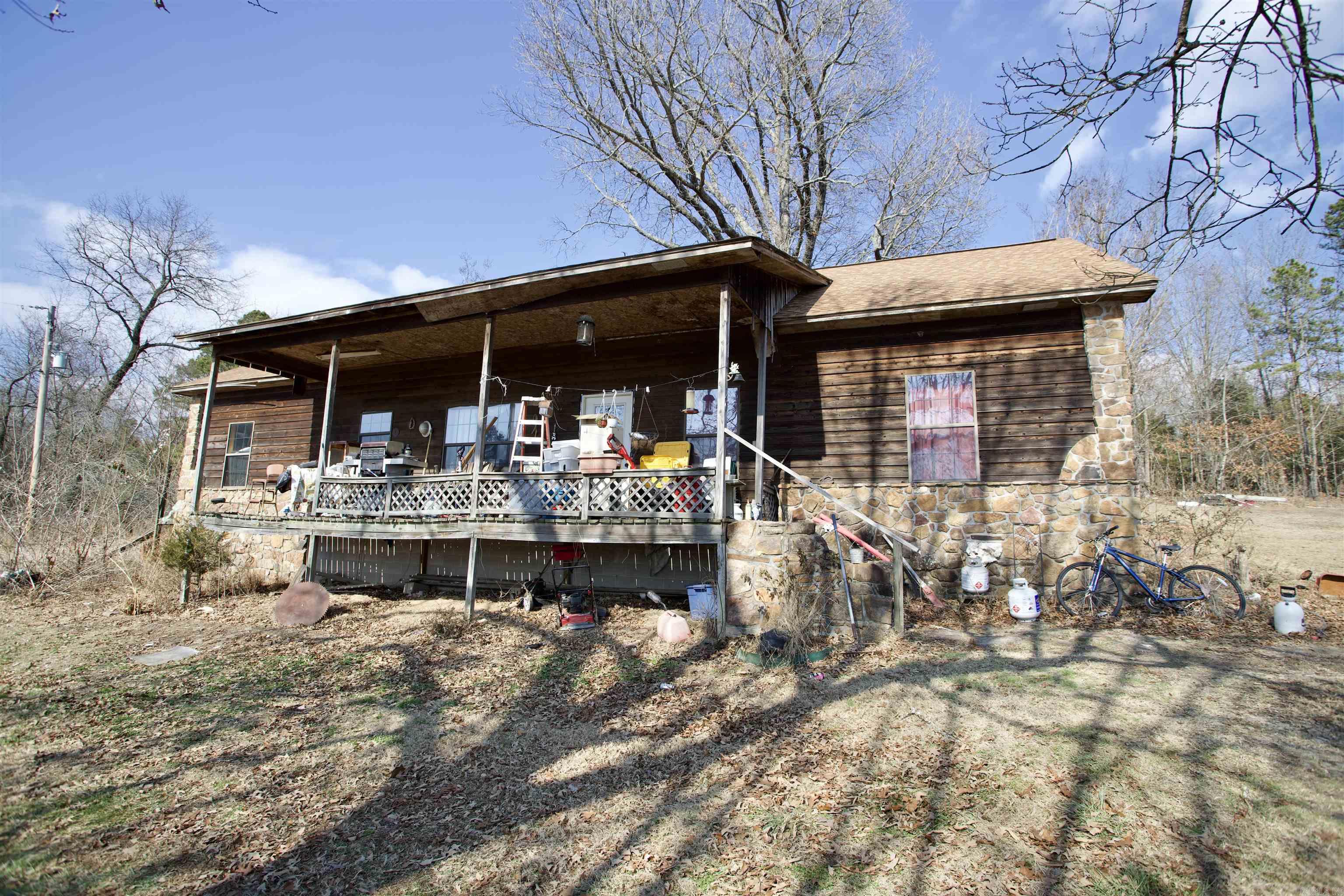 40 Pine Cone Lane Property Photo 2