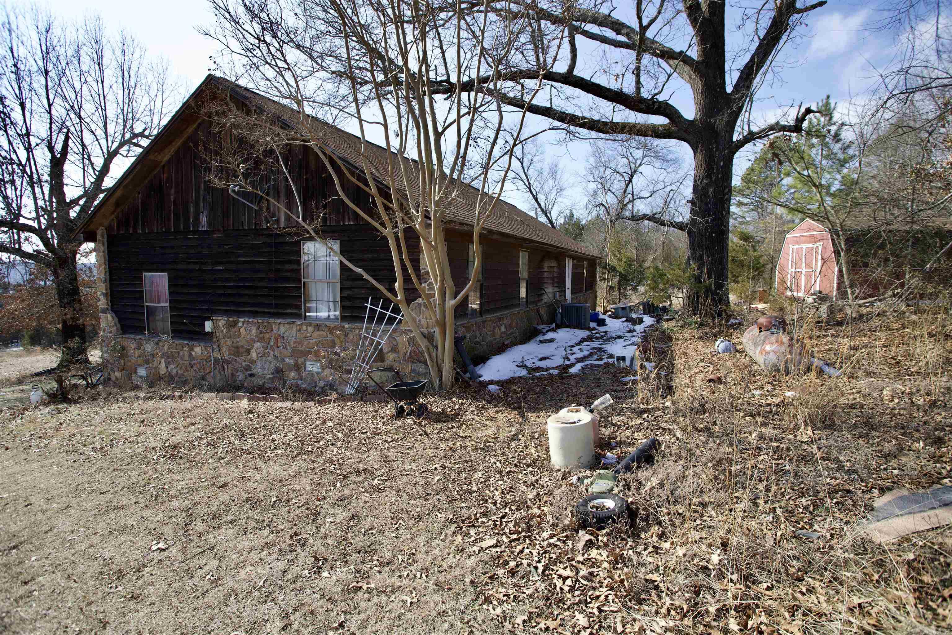 40 Pine Cone Lane Property Photo 4