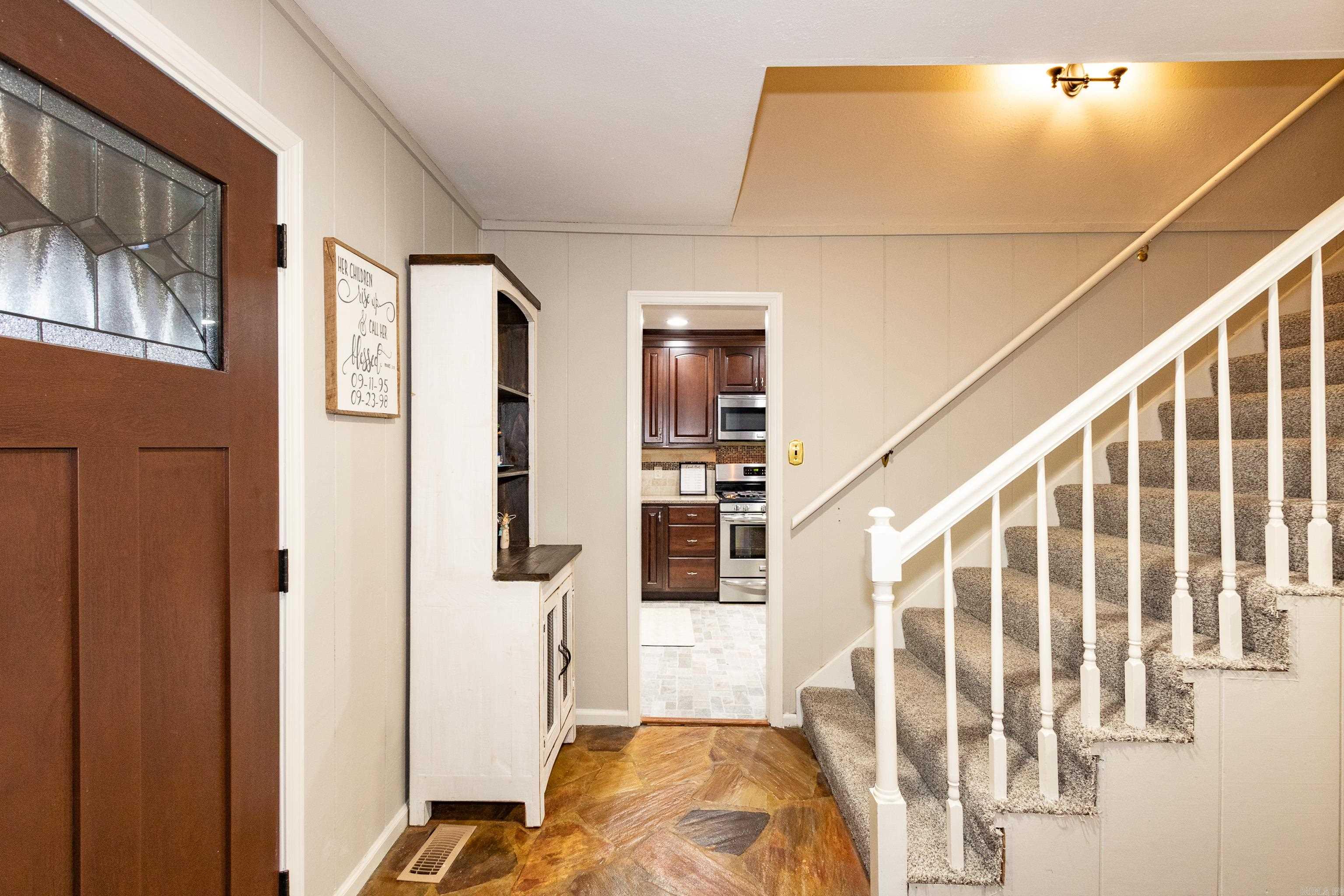 80 Bame Circle Property Photo 3