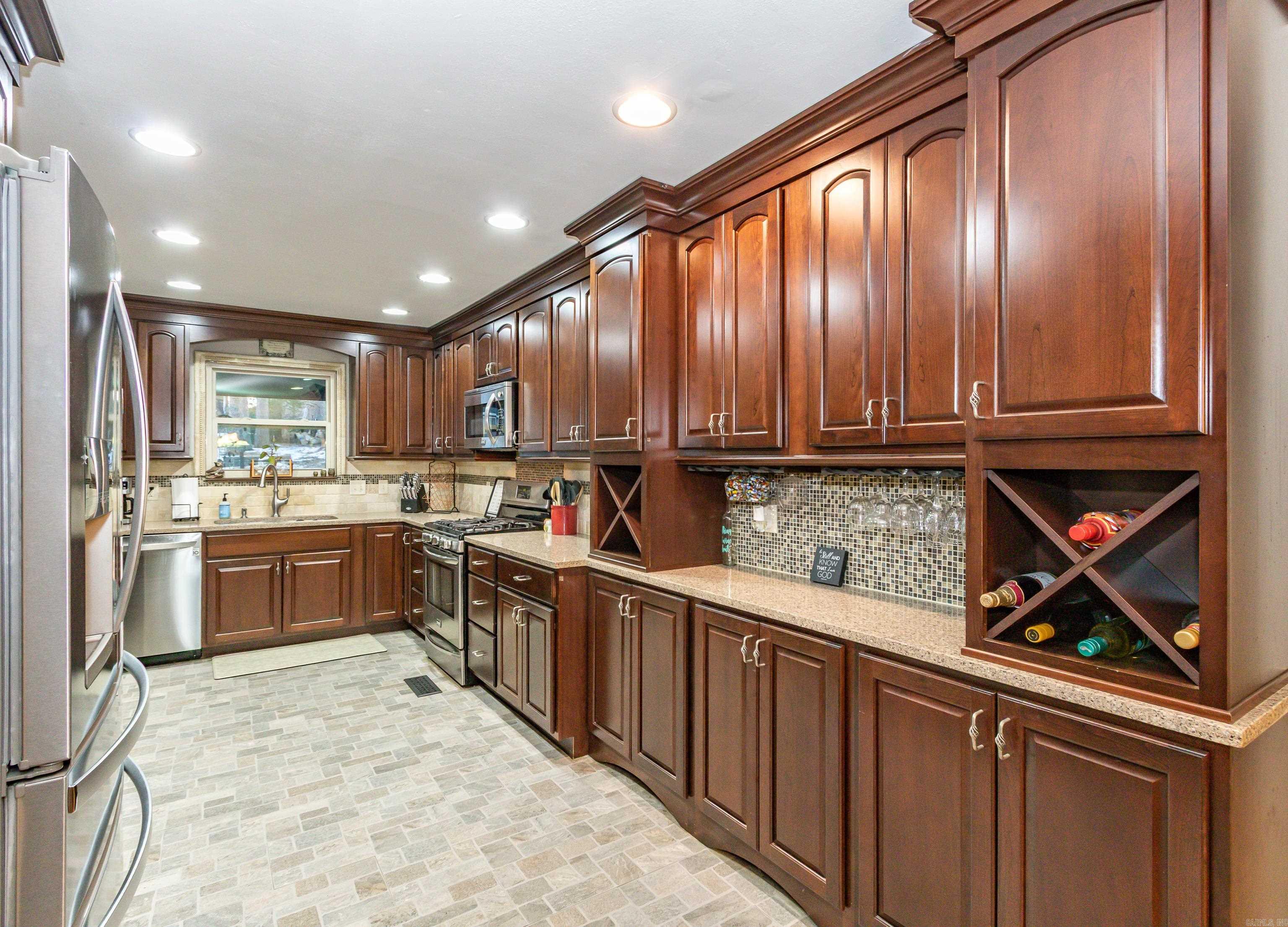 80 Bame Circle Property Photo 12