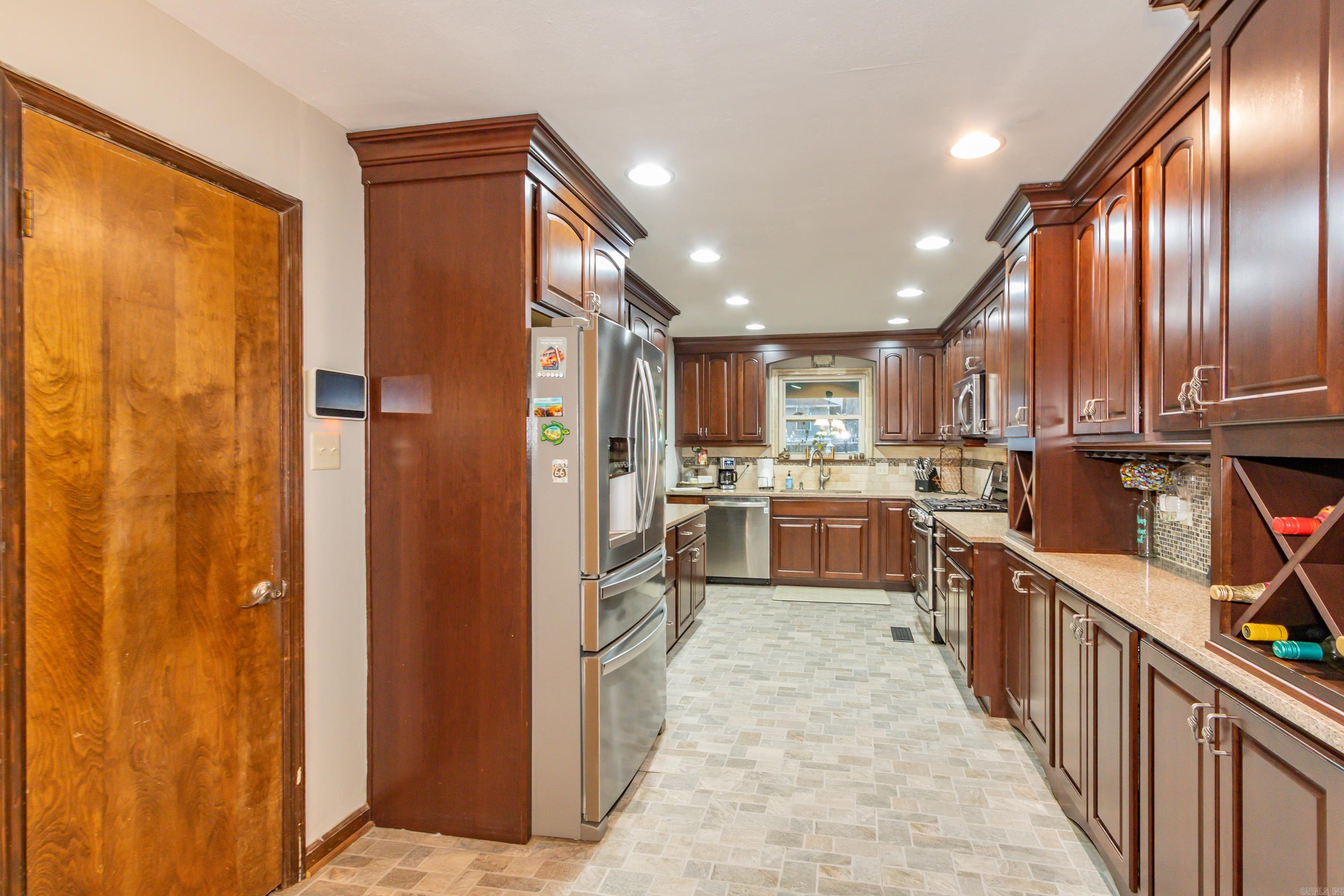 80 Bame Circle Property Photo 13