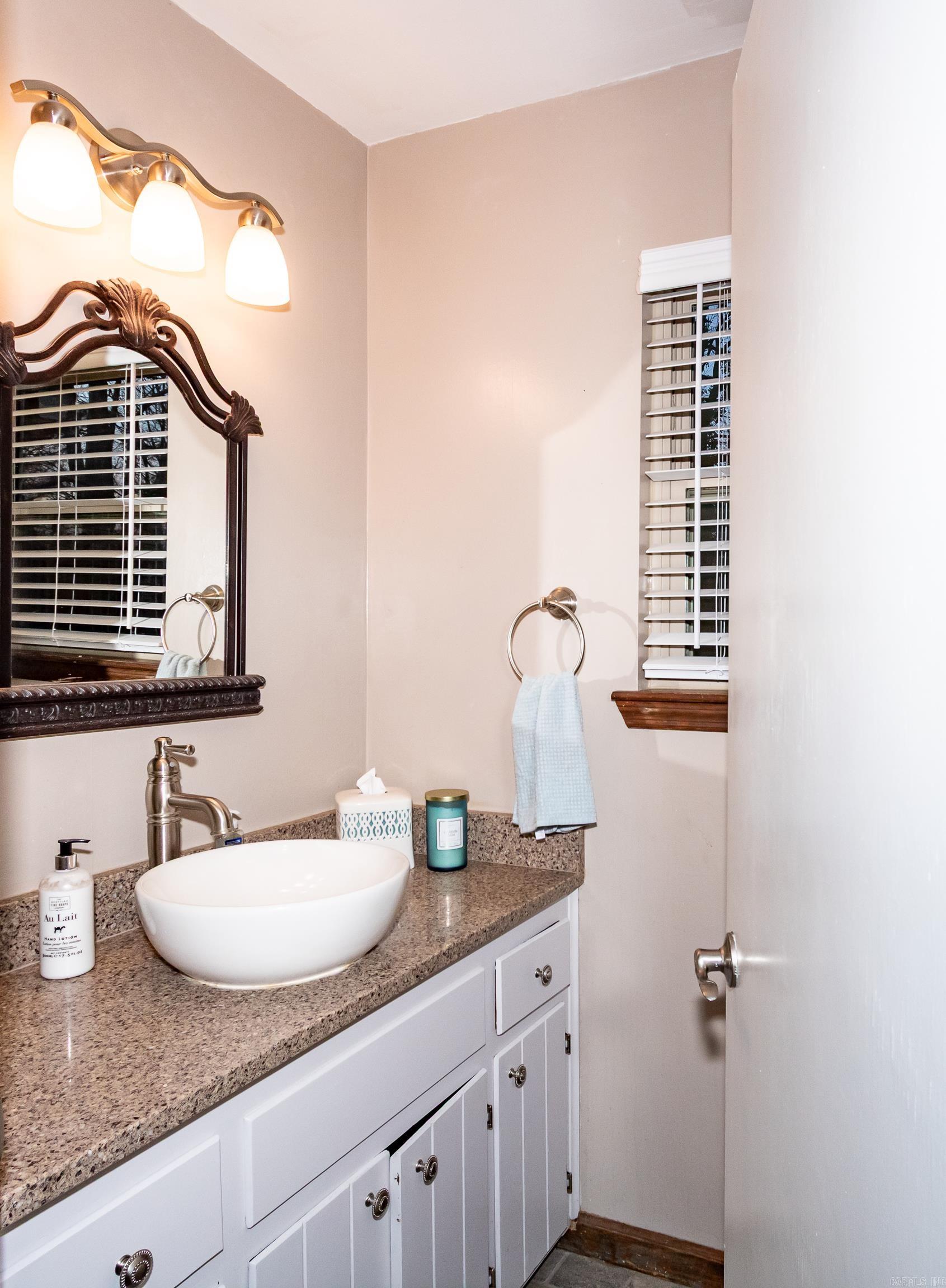 80 Bame Circle Property Photo 15