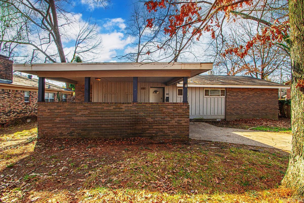 10209 Ronald Drive Property Photo 2