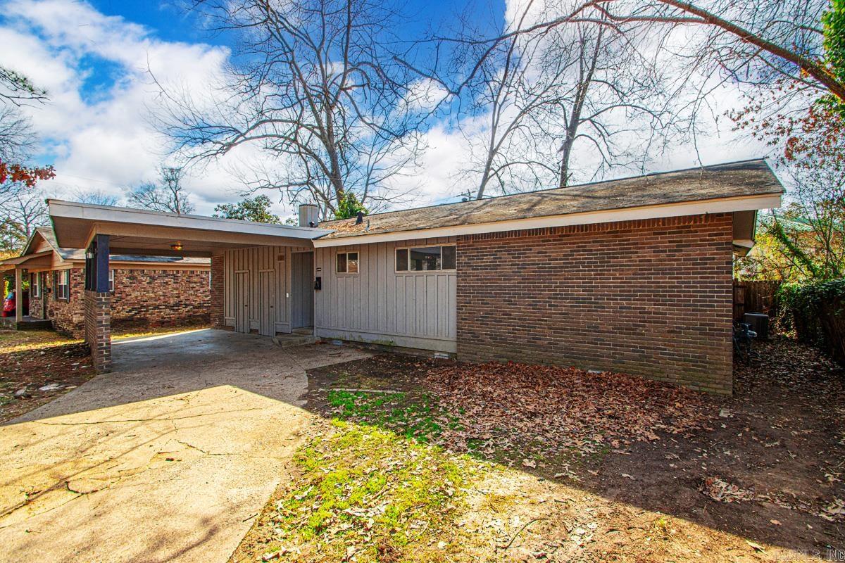 10209 Ronald Drive Property Photo 3