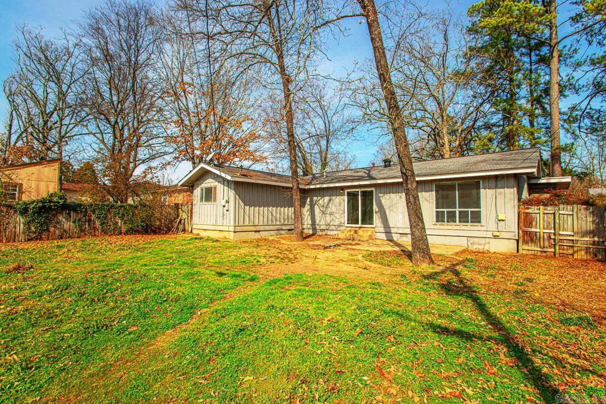 10209 Ronald Drive Property Photo 4