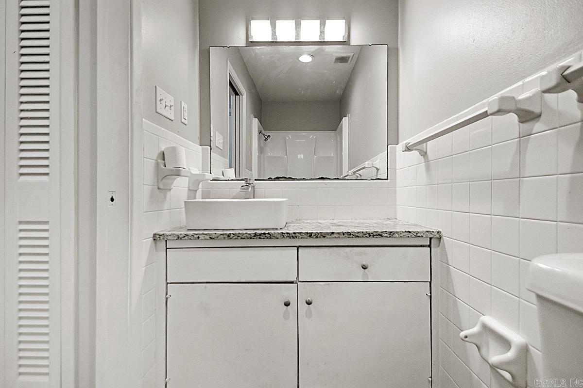 10209 Ronald Drive Property Photo 25