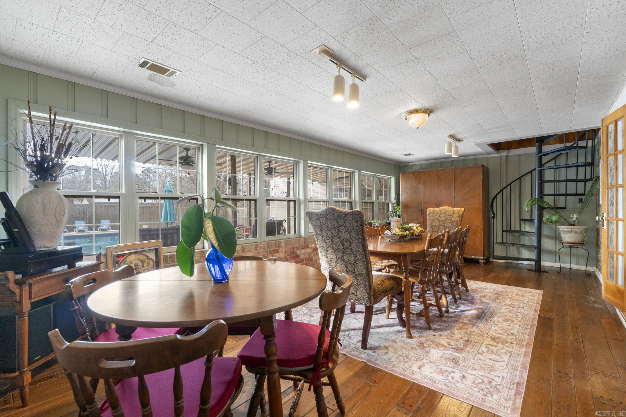 10221 Lanehart Road Property Photo 12