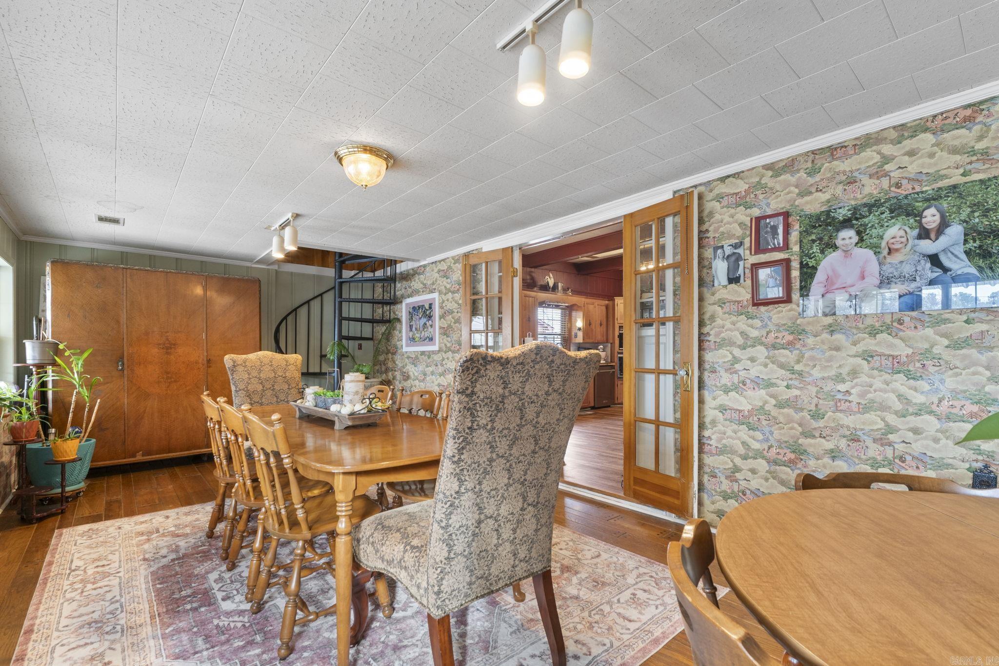 10221 Lanehart Road Property Photo 13