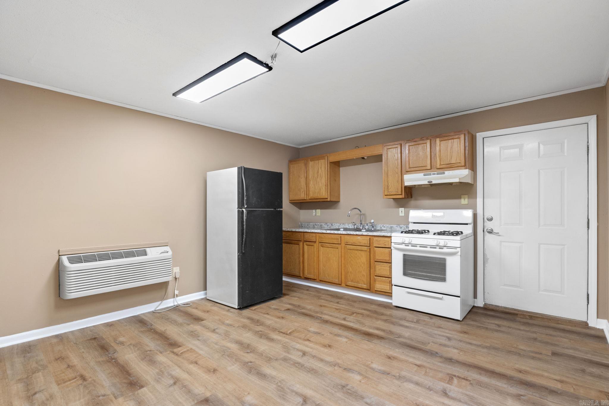 10223 Lanehart Road Property Photo 6