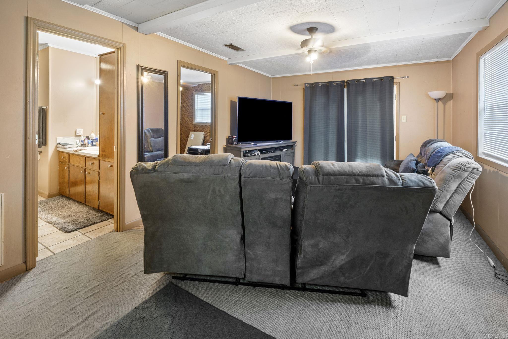 10223 Lanehart Road Property Photo 8