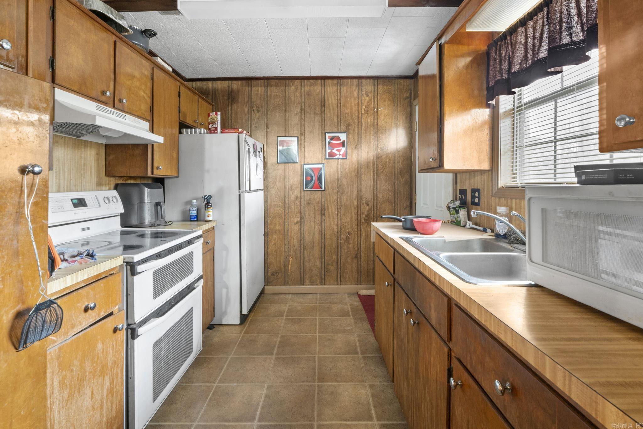 10223 Lanehart Road Property Photo 12