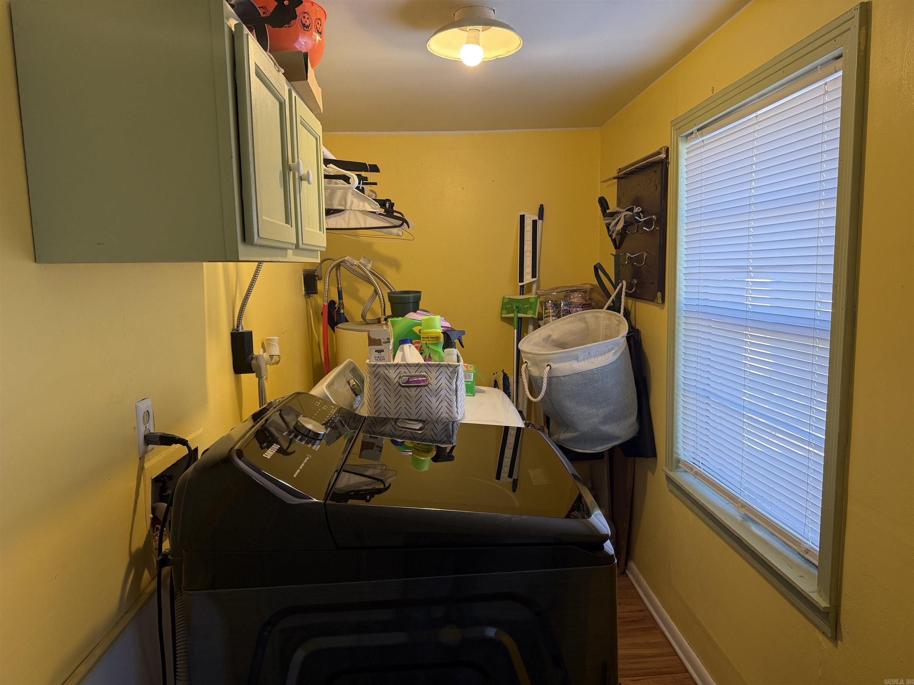 512 West Street Property Photo 12